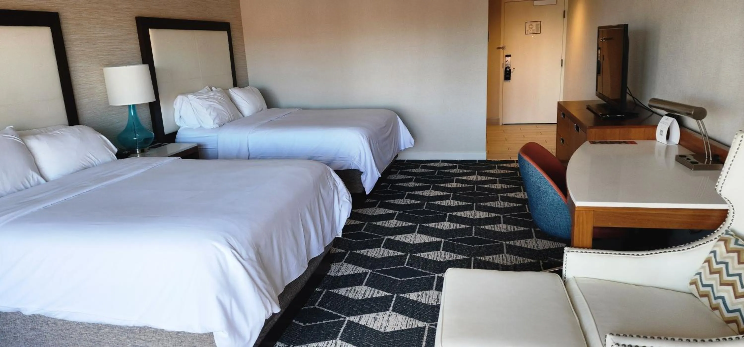 Photo of the whole room, Bed in Crowne Plaza Phoenix - Chandler Golf Resort by IHG