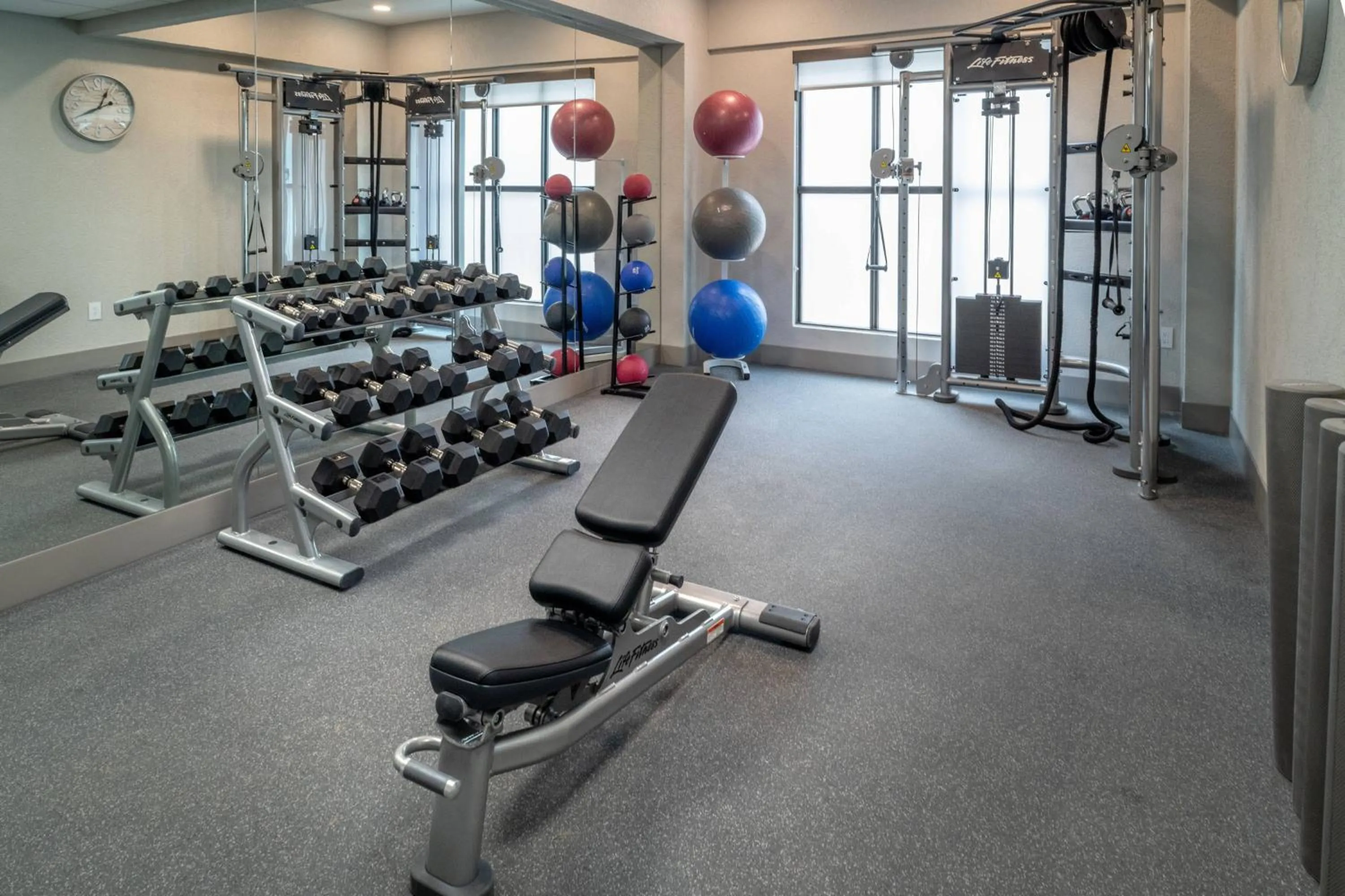 Fitness centre/facilities in Delta Hotels by Marriott Huntington Downtown