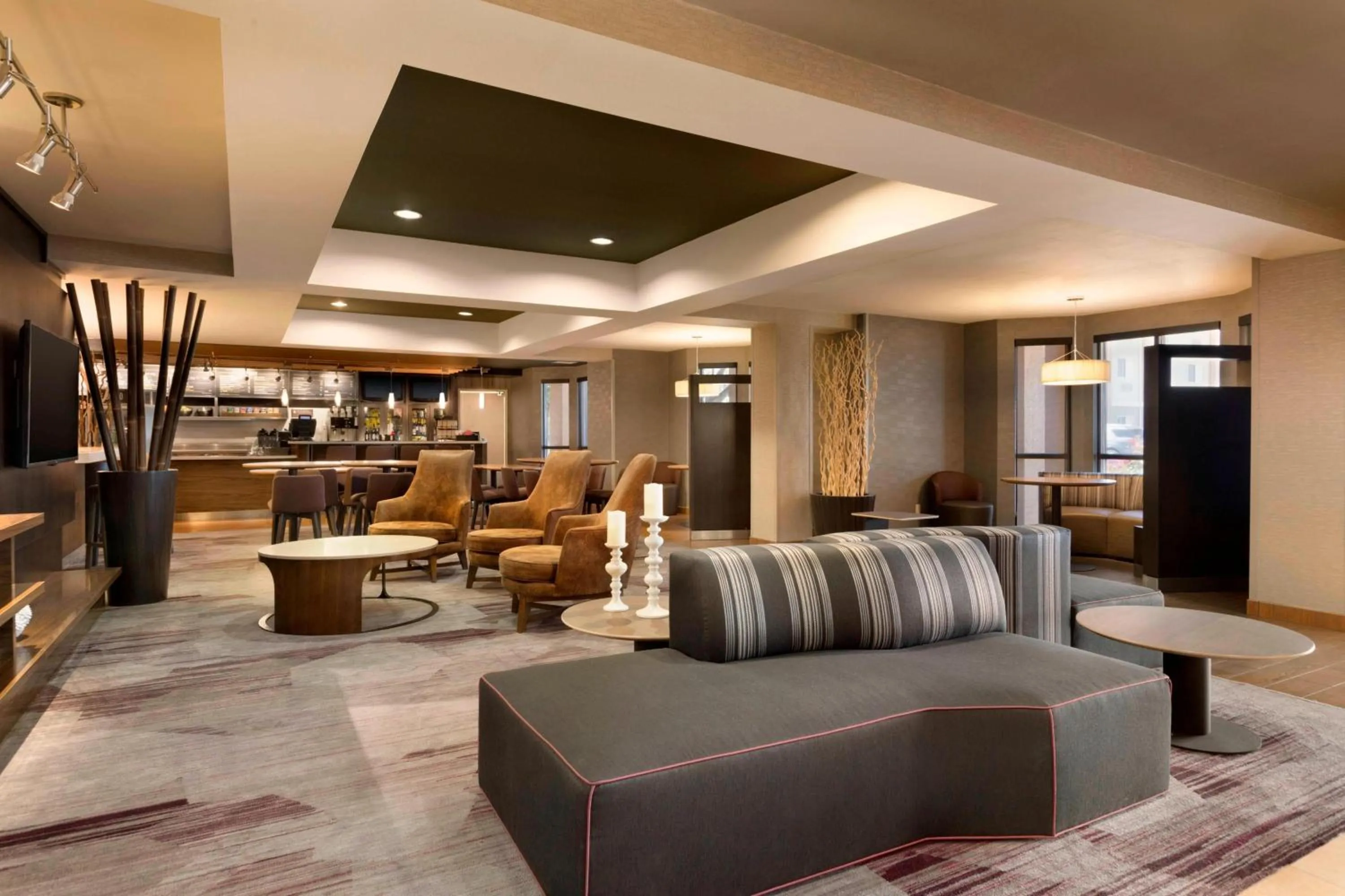 Lobby or reception in Courtyard by Marriott Bloomington Normal