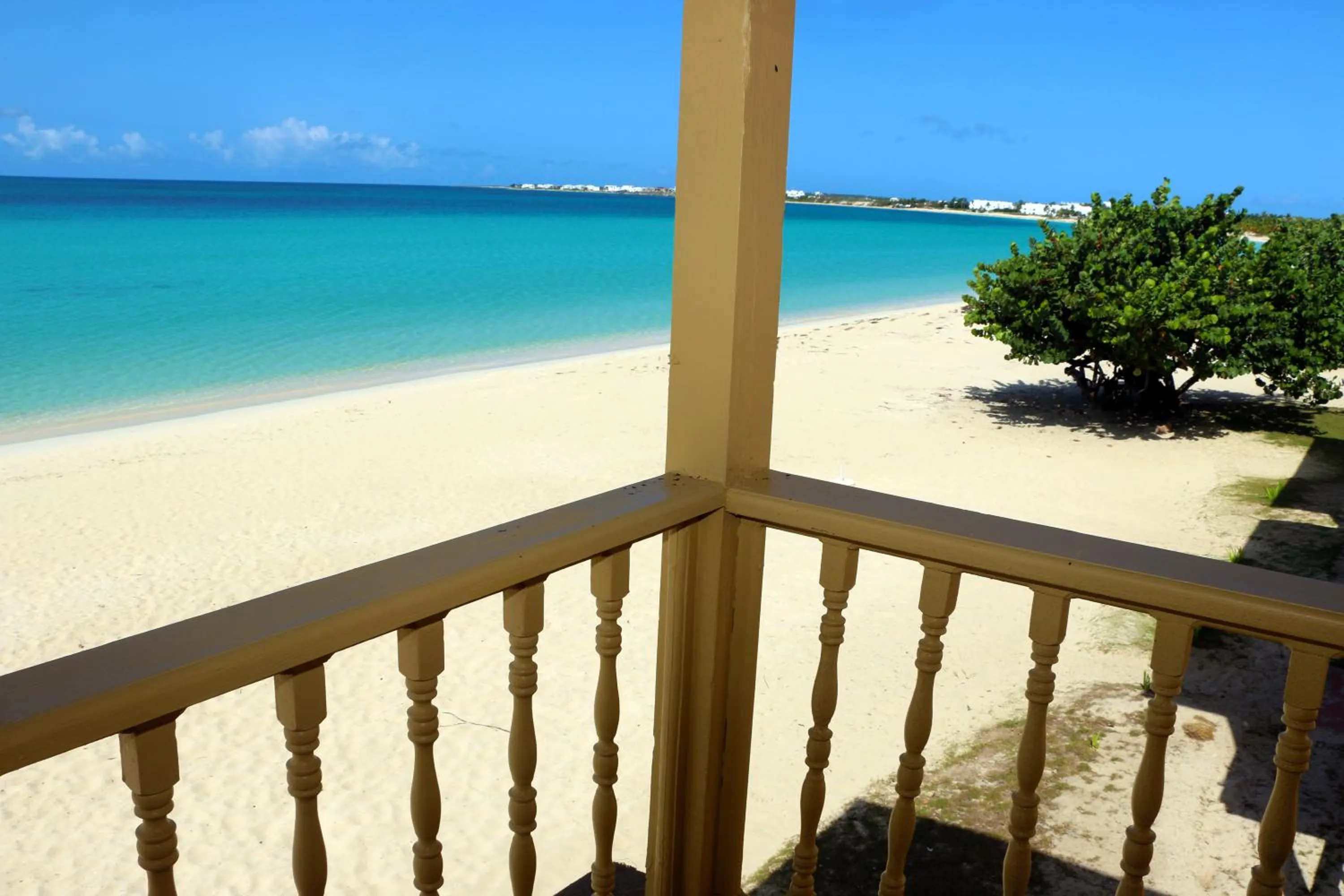 Day in Rendezvous Bay Hotel