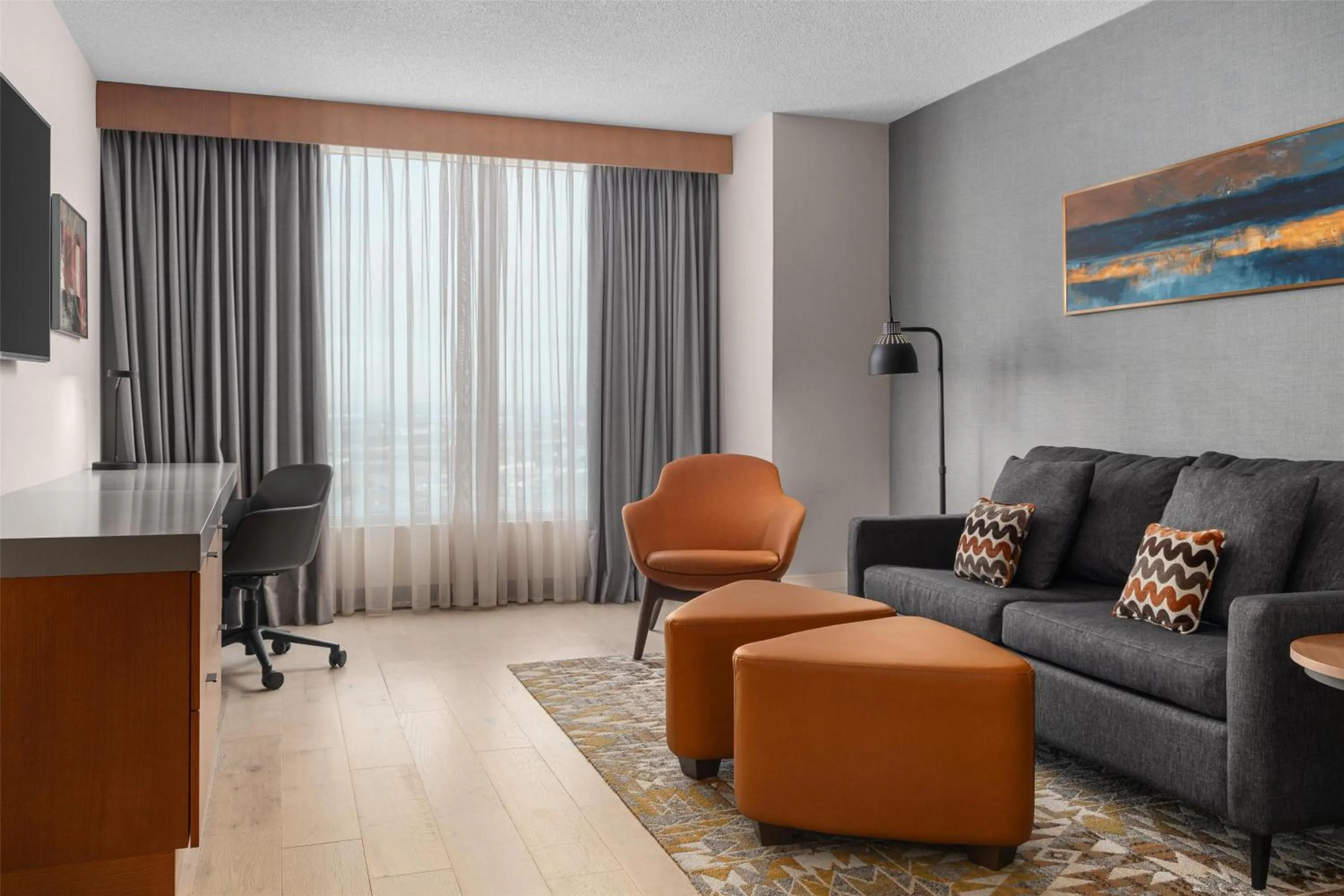 Living room in Hilton Garden Inn Toronto Airport