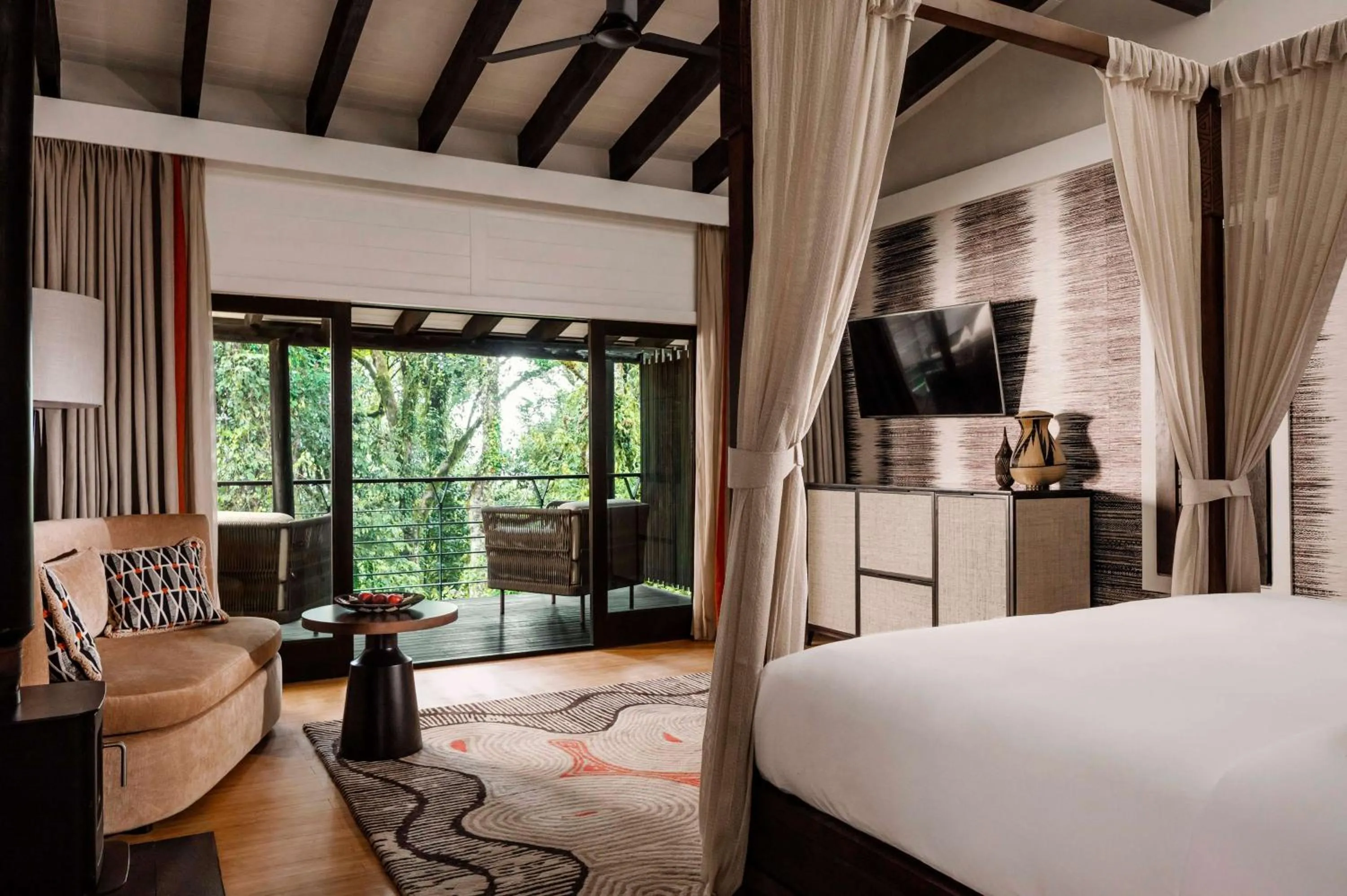 View (from property/room), Bed in One&Only Nyungwe House