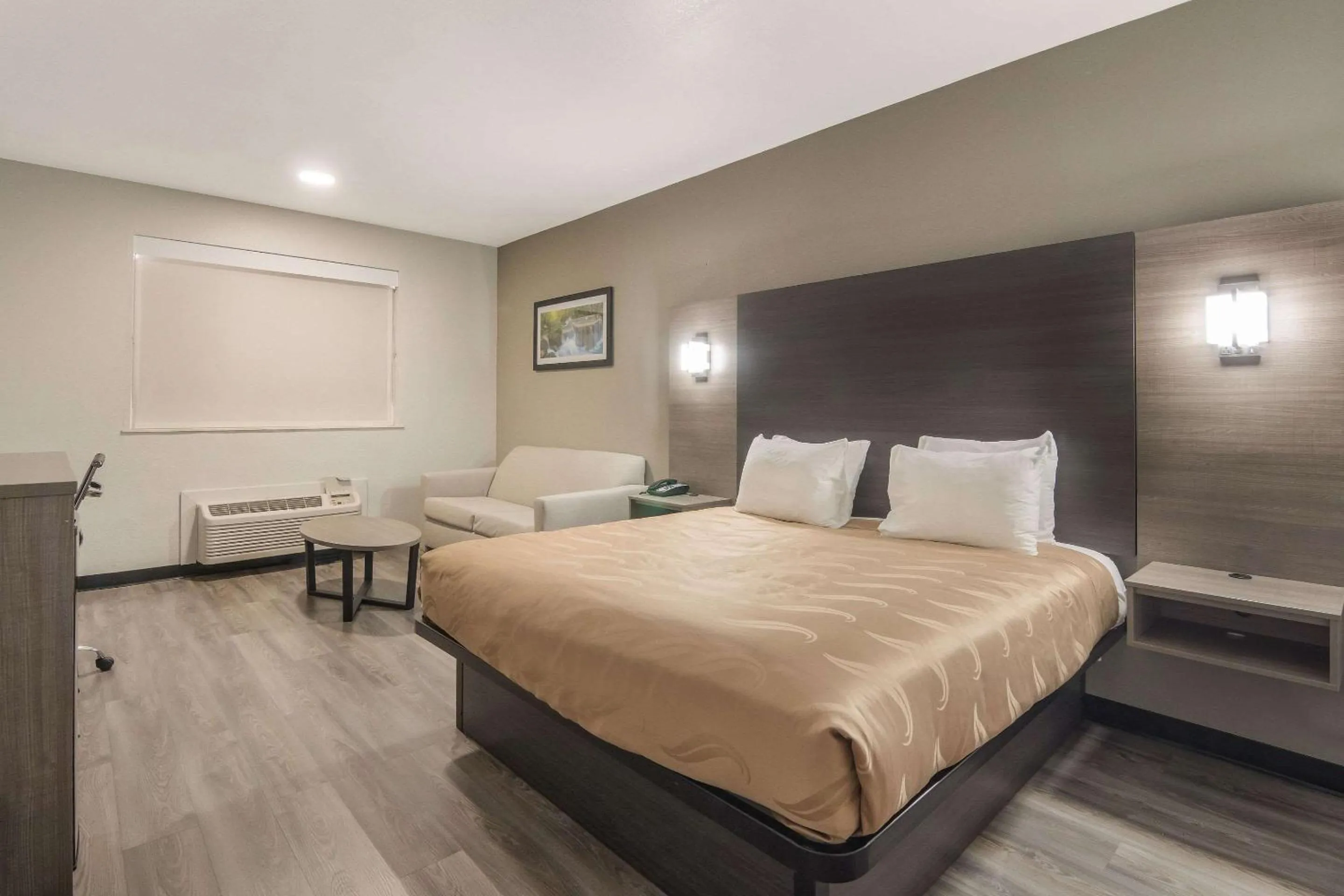 Photo of the whole room in Quality Inn & Suites Fort Worth - Fossil Creek