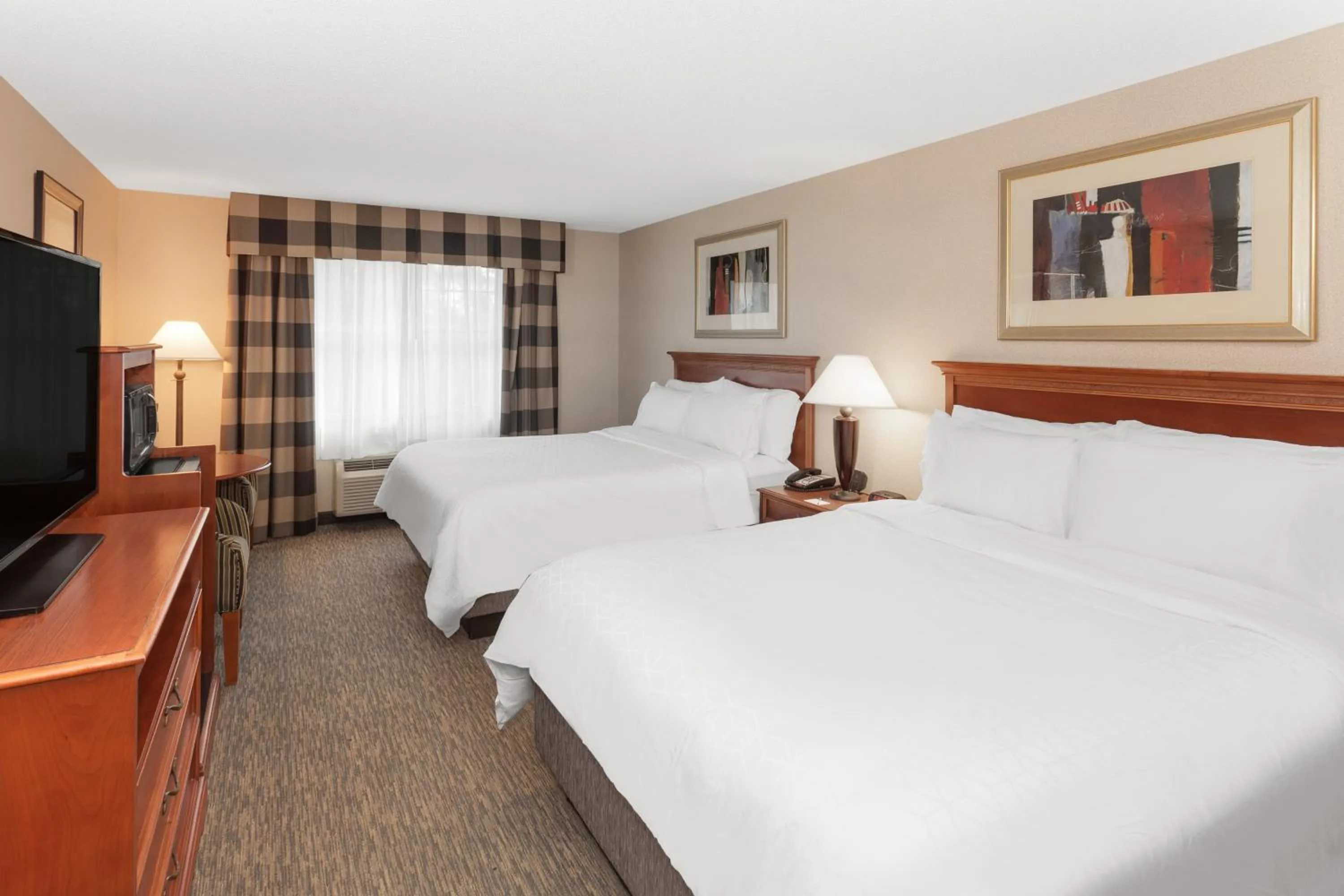 Photo of the whole room, Bed in Holiday Inn Express Hotel & Suites Hampton South-Seabrook by IHG