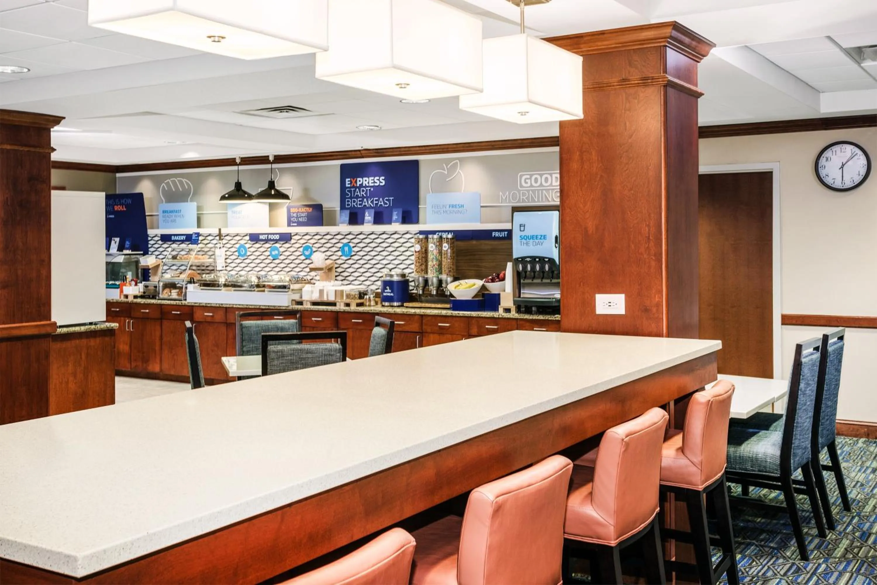 Breakfast in Holiday Inn Express Hotel & Suites Hampton South-Seabrook by IHG