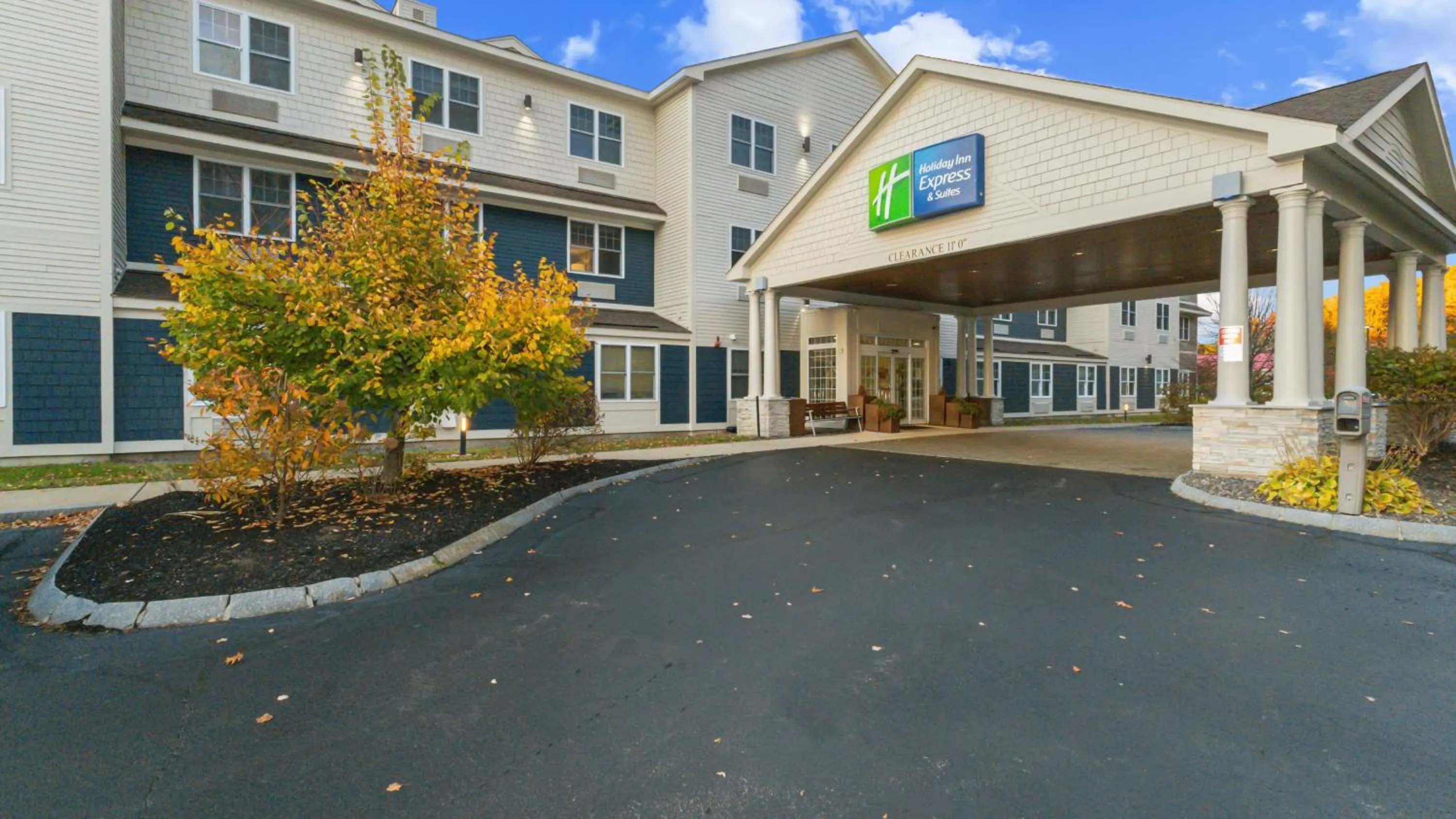 Property building in Holiday Inn Express Hotel & Suites Hampton South-Seabrook by IHG