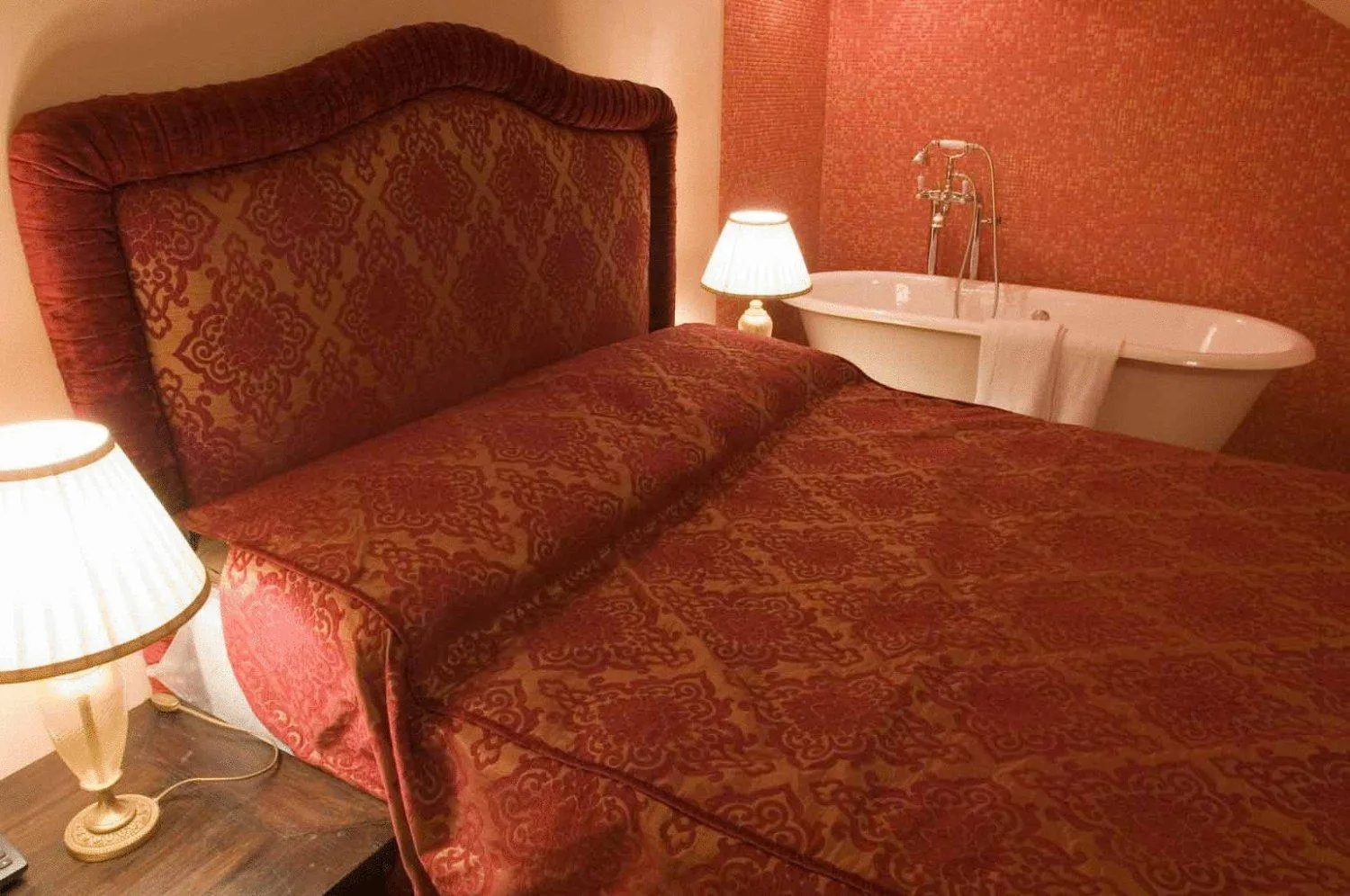 Bed in Grana Barocco Art Hotel