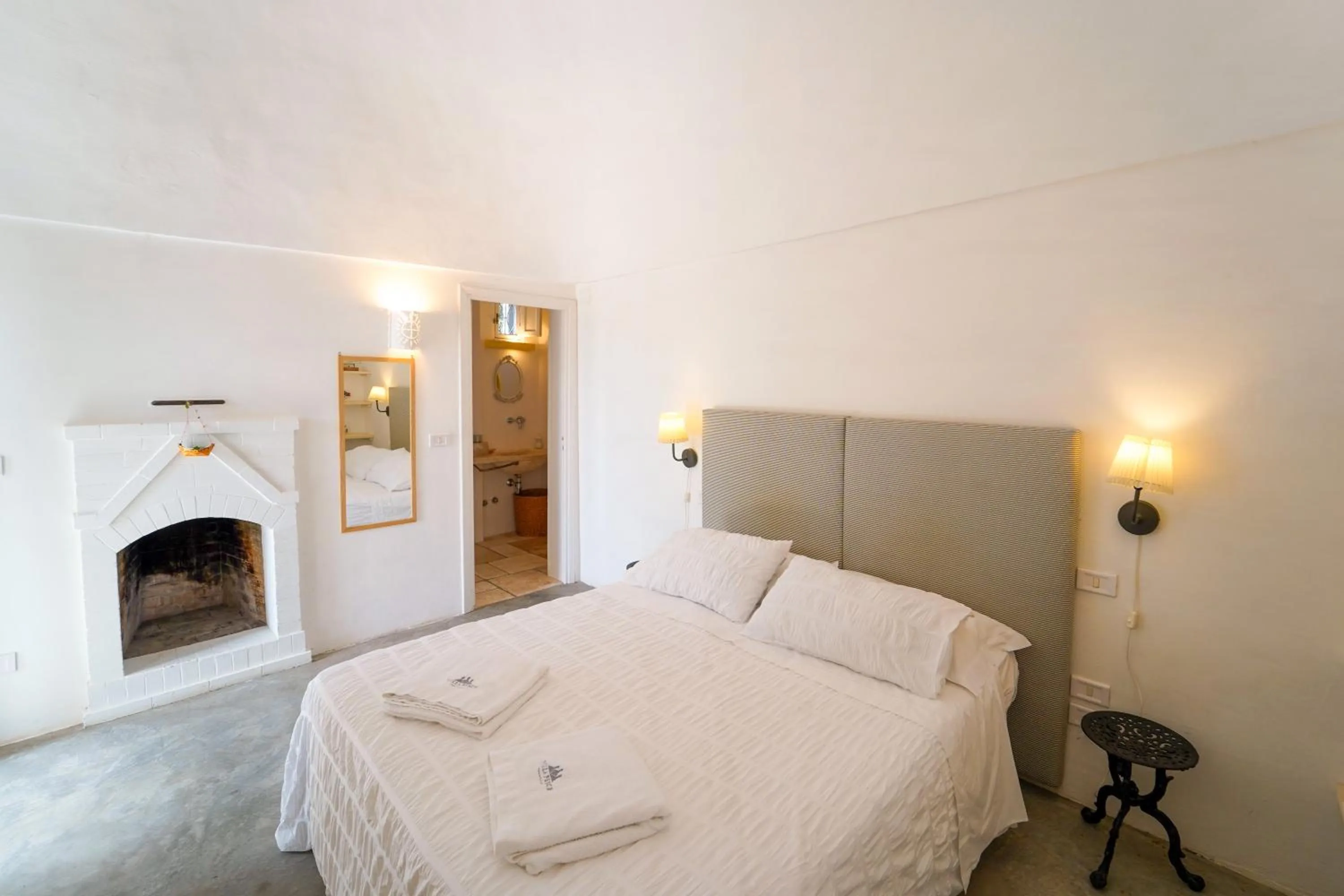 Photo of the whole room in Villa Pesce