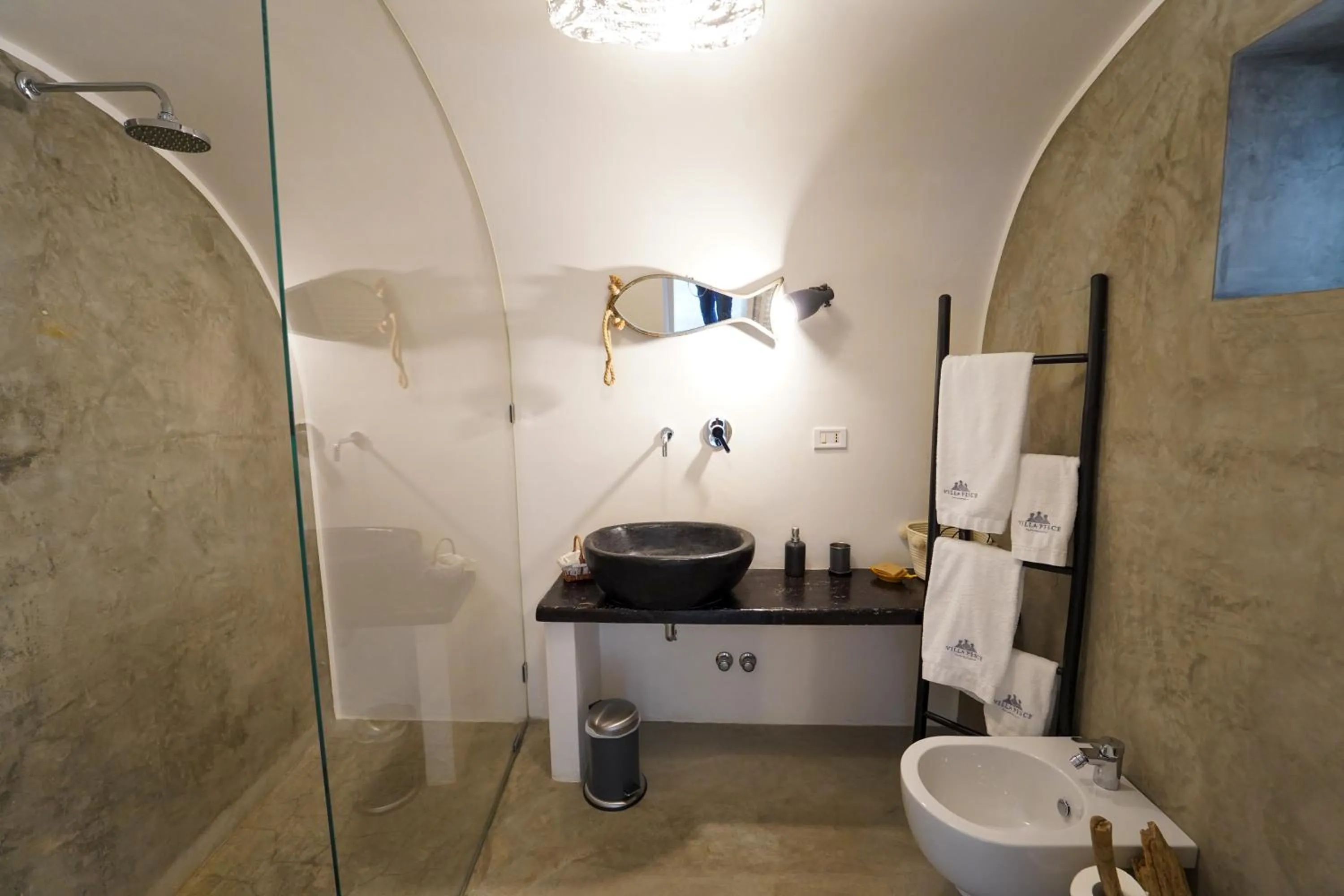 Bathroom in Villa Pesce