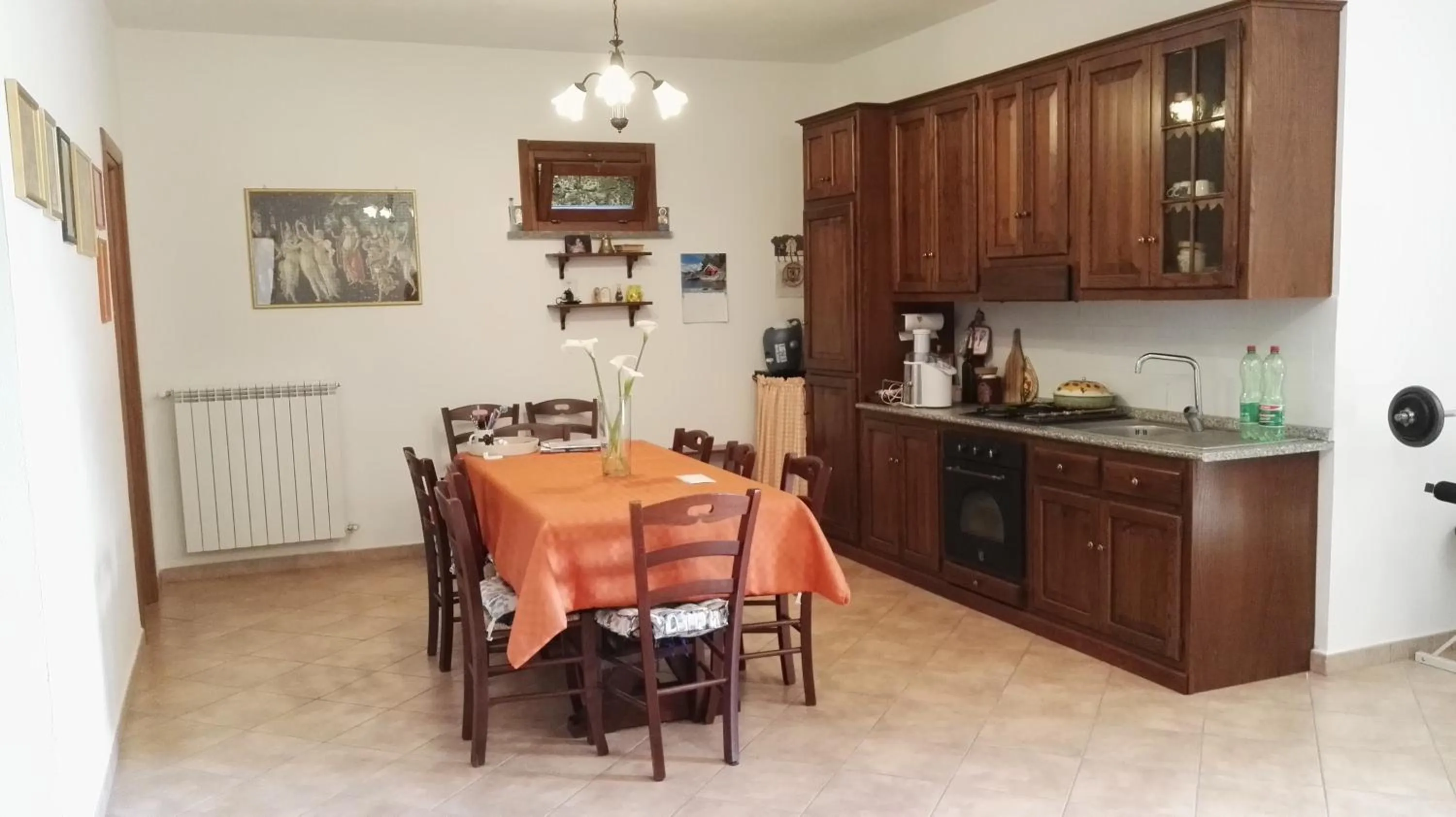 Kitchen or kitchenette in B&B Casa del Pellegrino