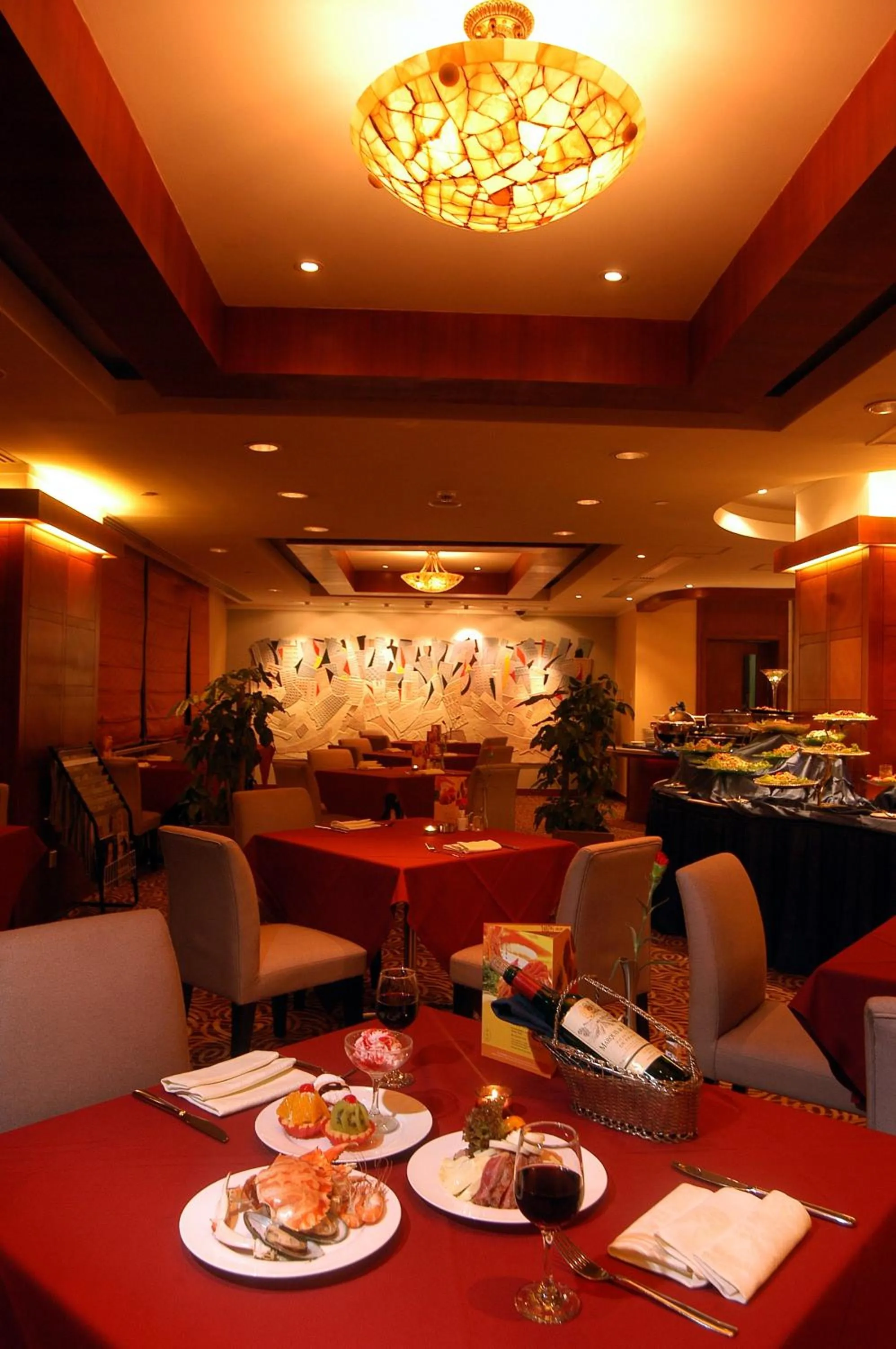 Restaurant/places to eat in City Hotel Shanghai