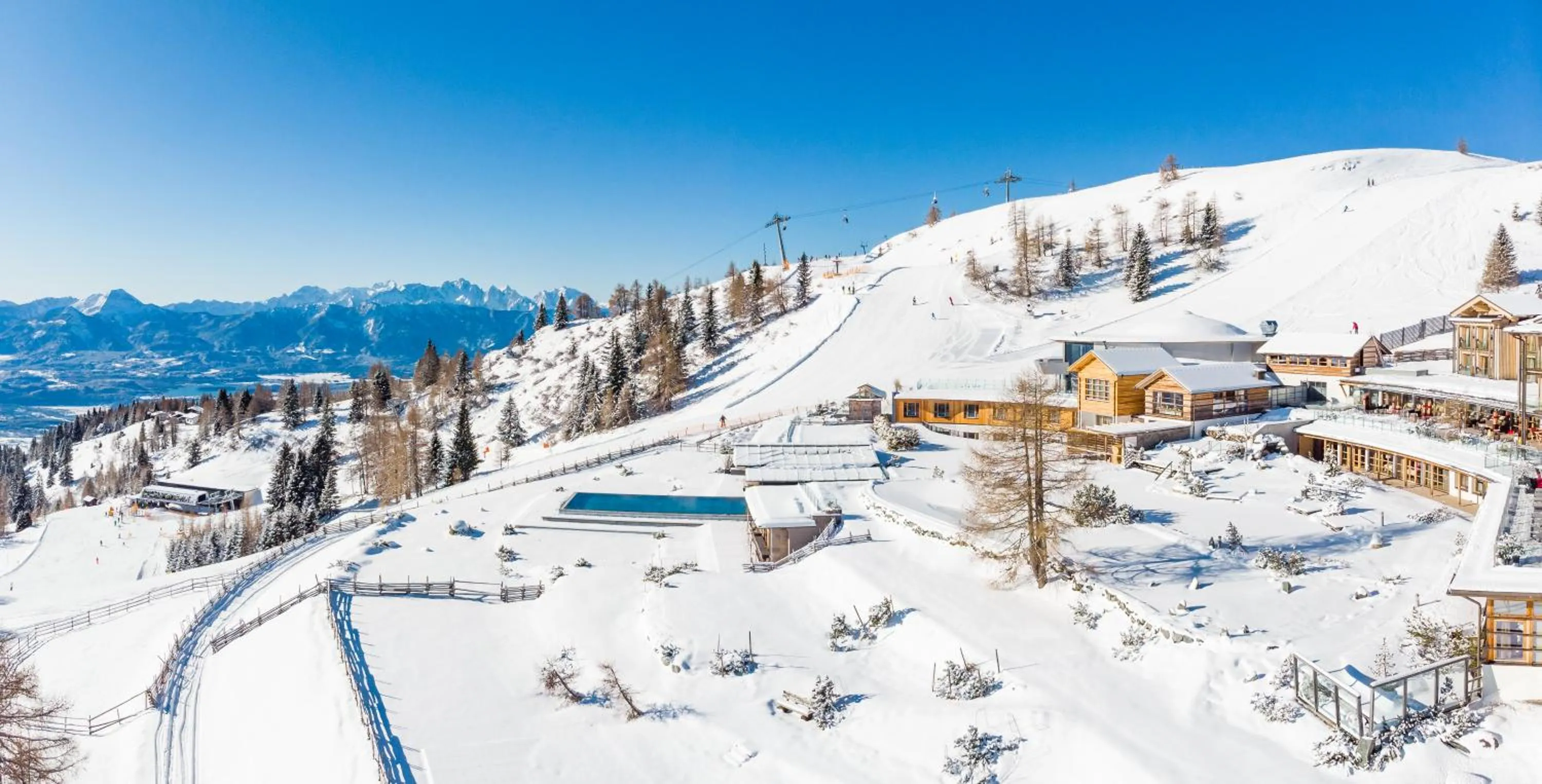 Property building in Mountain Resort Feuerberg