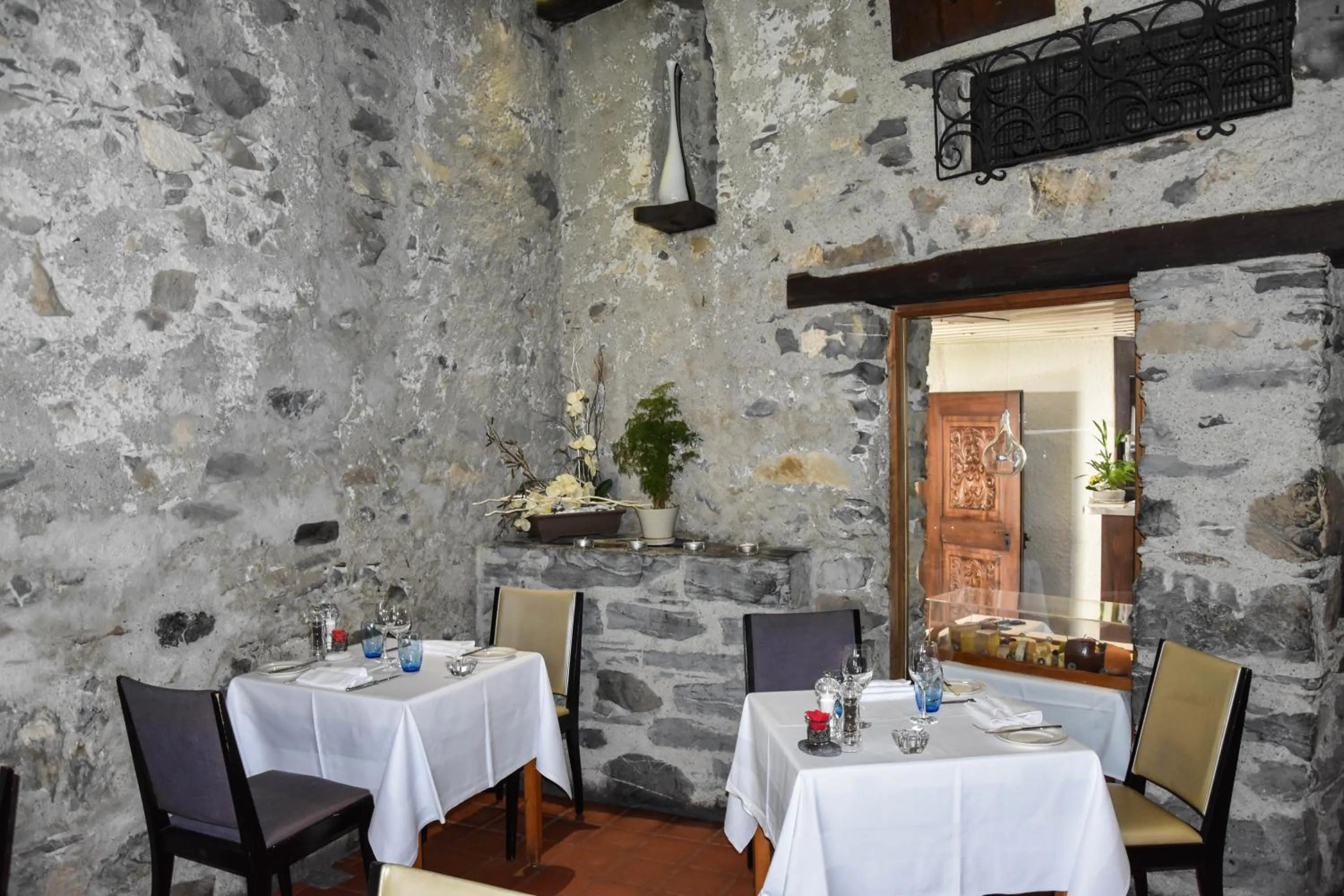 Restaurant/places to eat in Hôtel Restaurant Le Saint-Christophe