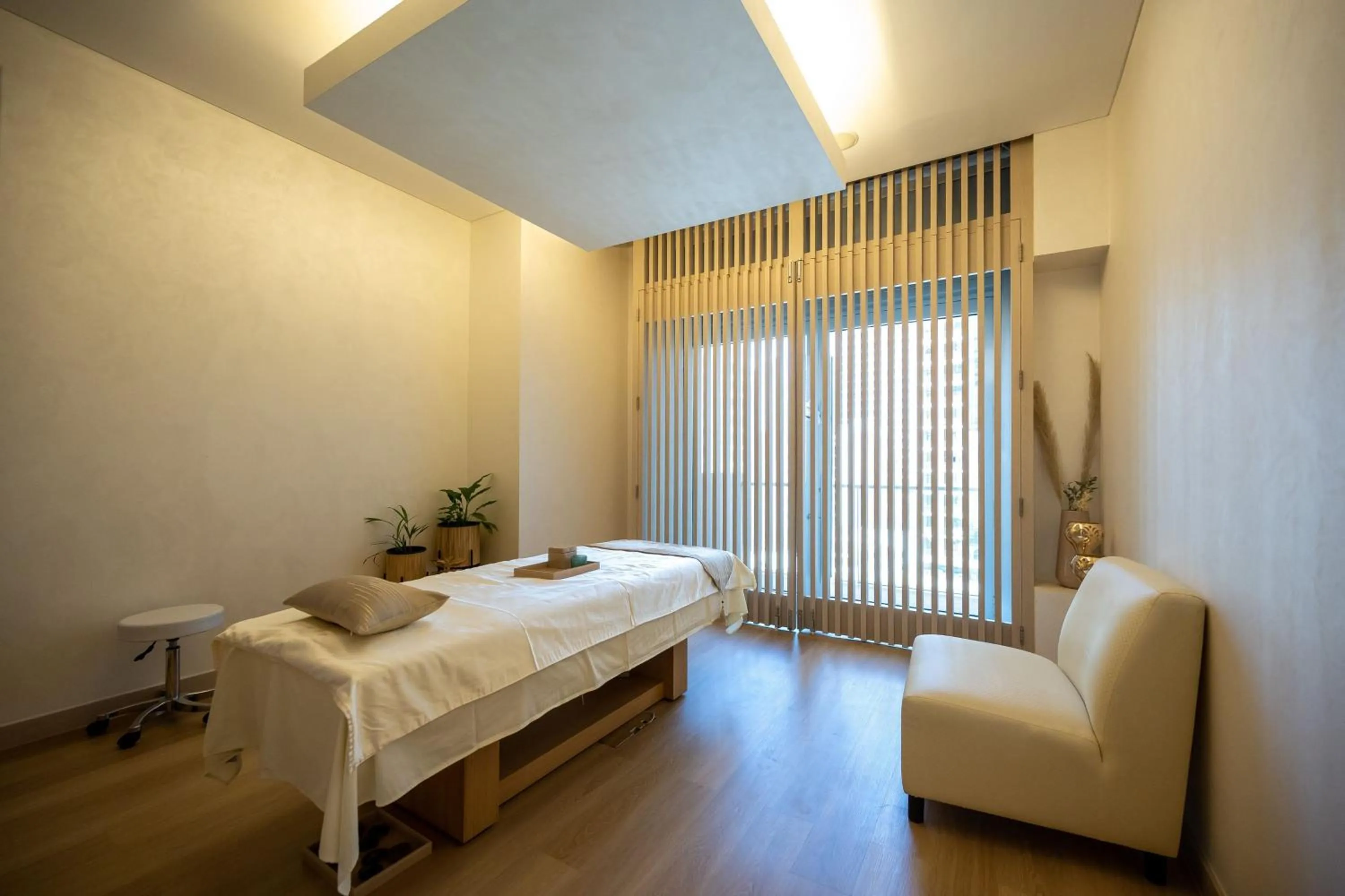 Spa and wellness centre/facilities, Bed in JW Marriott Hotel Marina