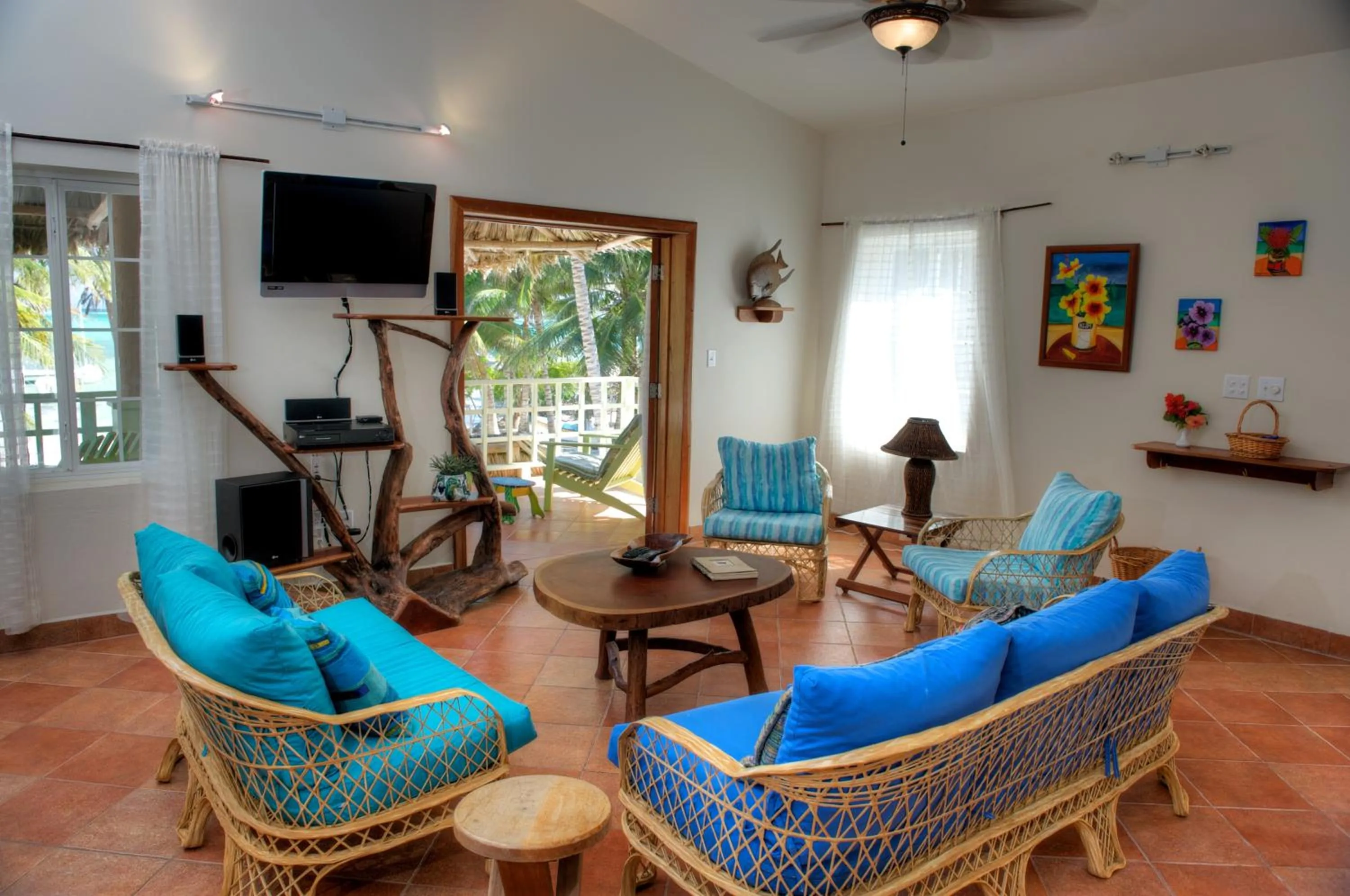 Living room in Caye Casa