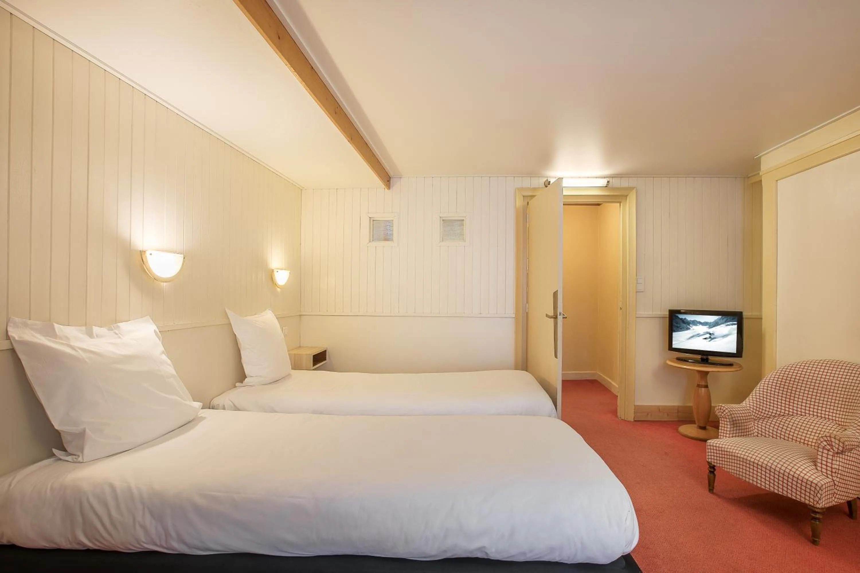 Bedroom in La Croix Blanche