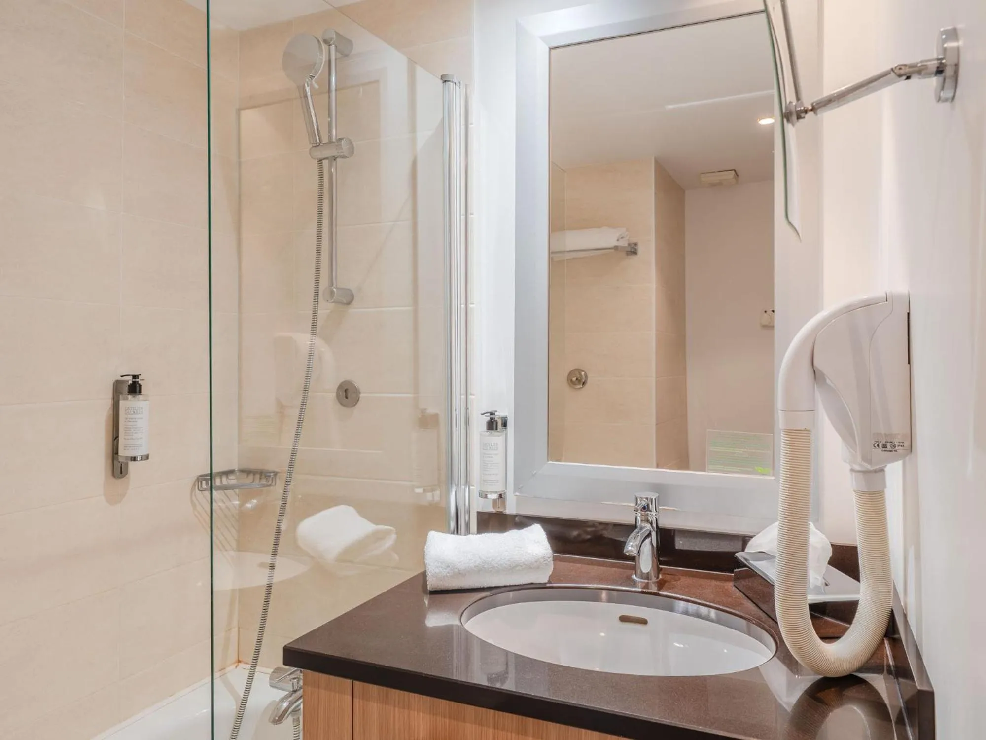 Bathroom in Residhome Nantes Berges De La Loire