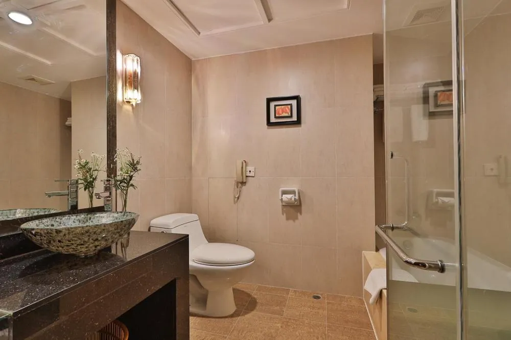 Bathroom in Shunde Grand View Hotel