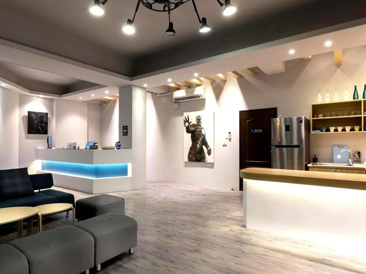 Living room in MUNA Hostel