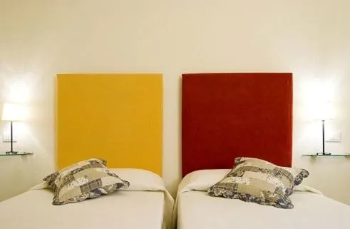 Bed in Bed & Bed Peterson