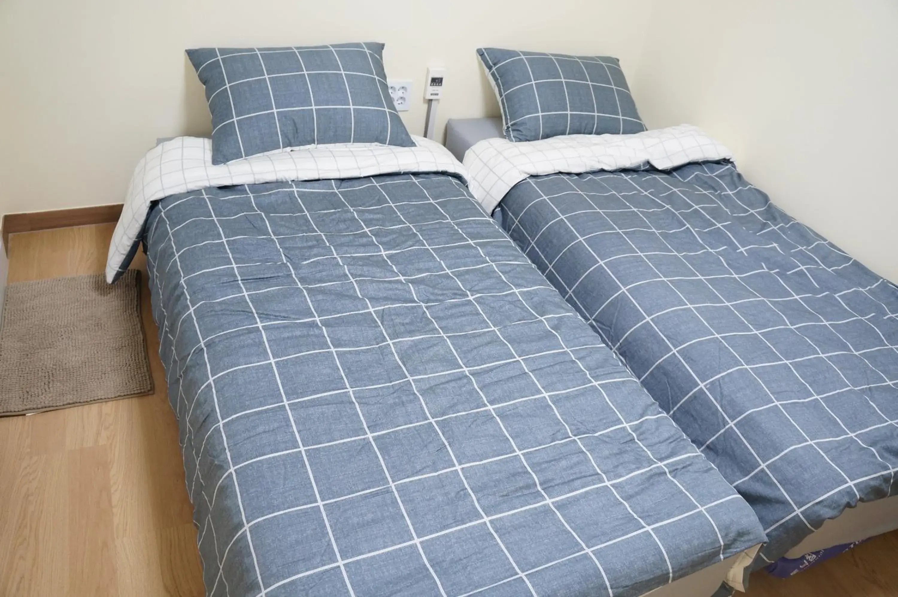 Twin Room in Namsan Gil House Twin Room in Namsan Gil House