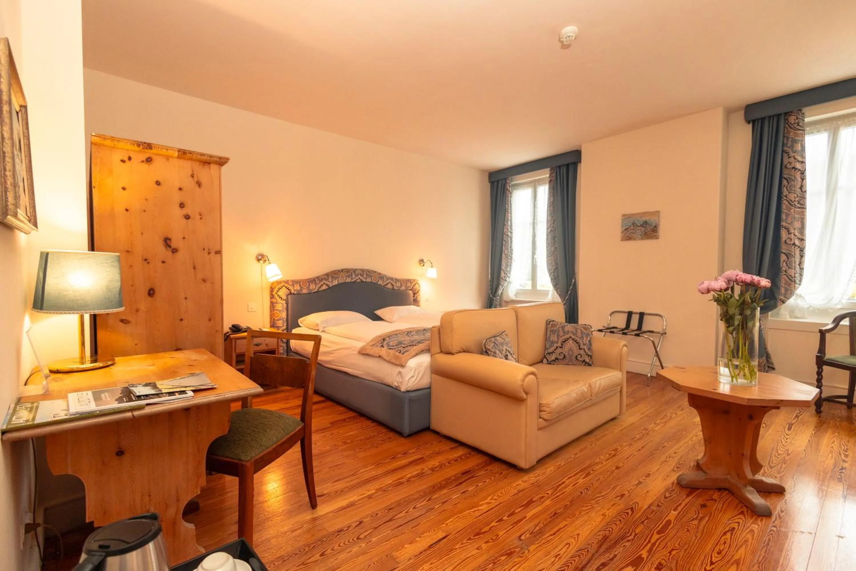 Bed in Hotel Bernina 1865 by Kleos Group Collection