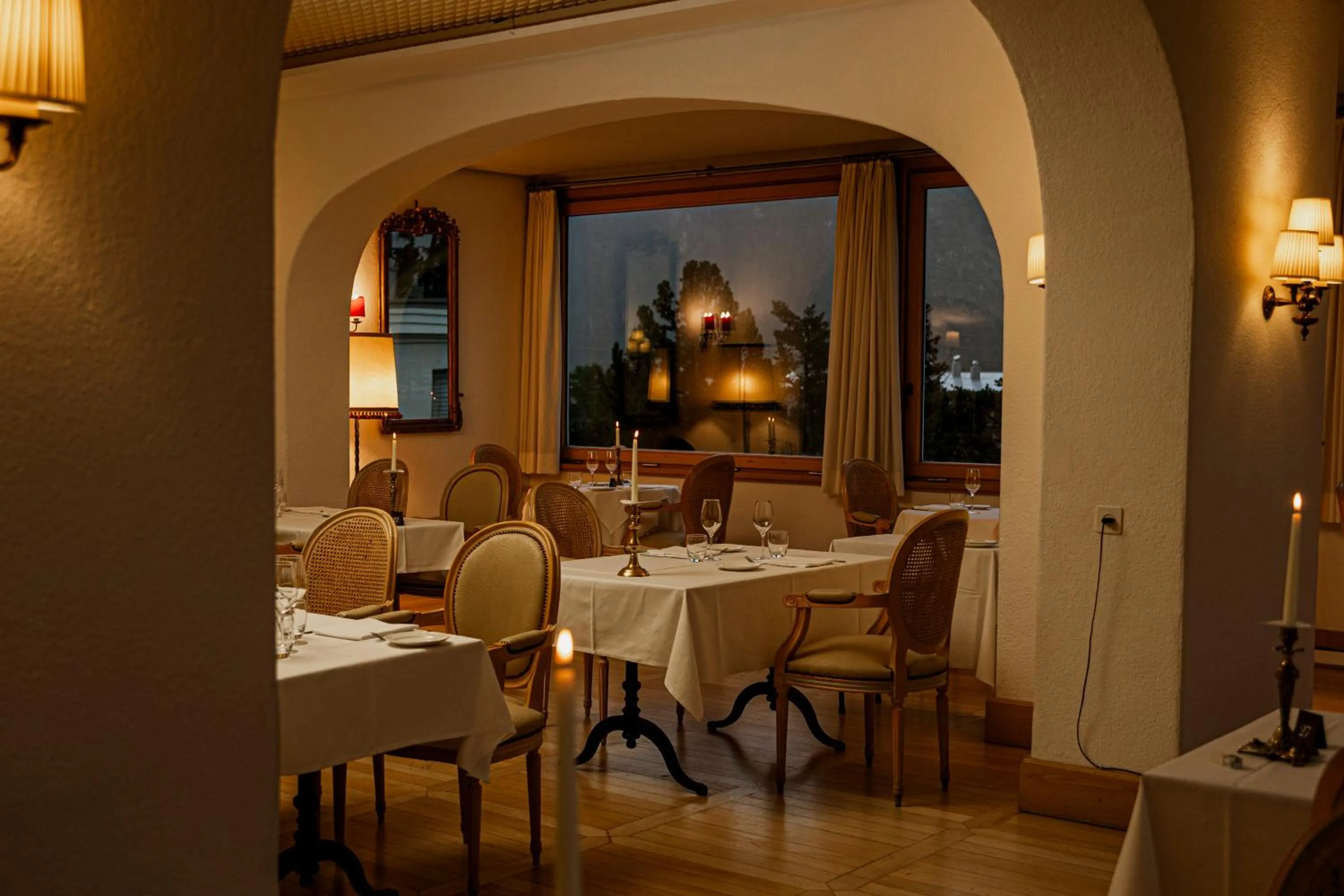 Restaurant/places to eat in Hotel Bernina 1865 by Kleos Group Collection