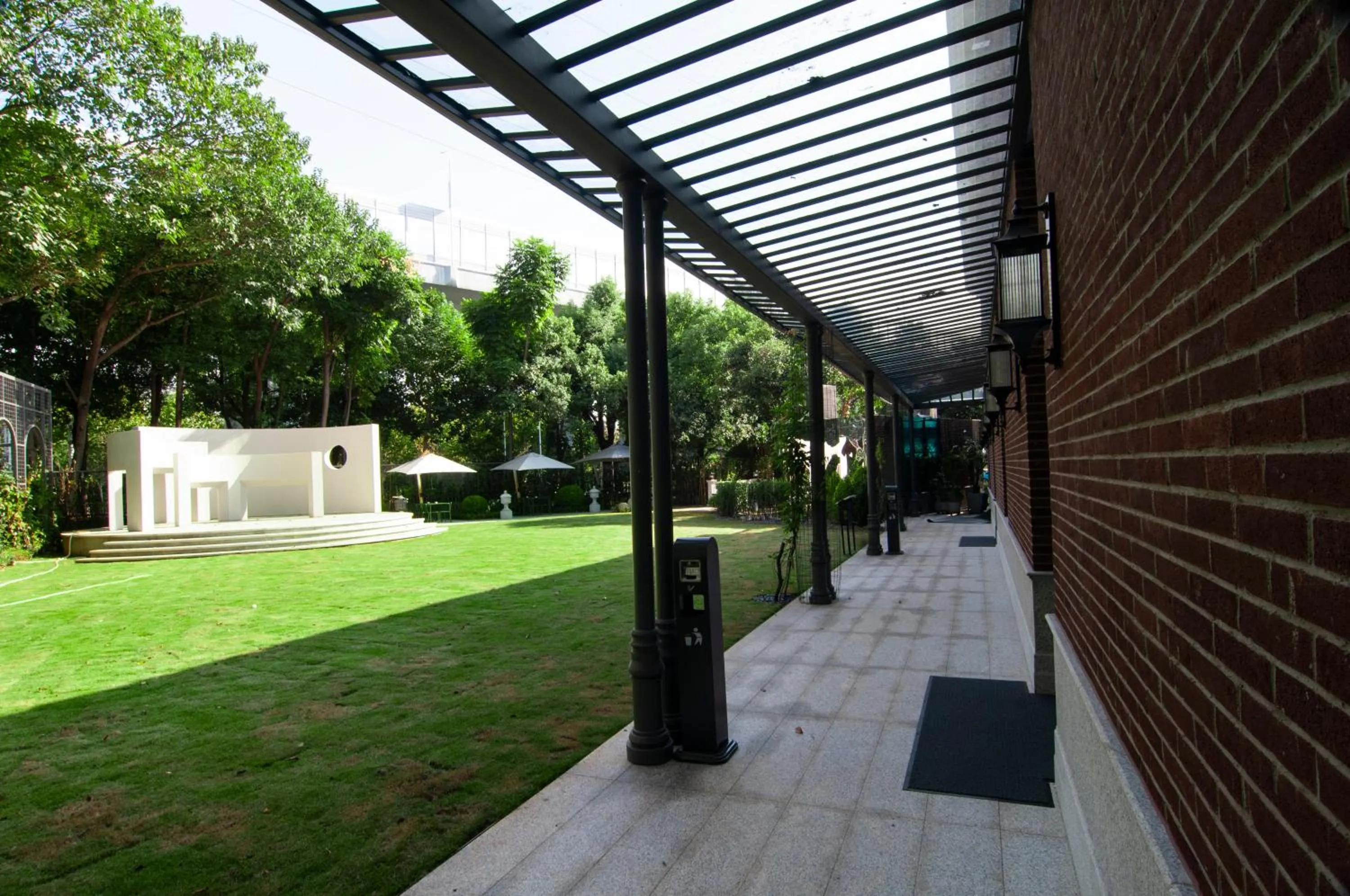 Garden in Royal Grace Hotel Optics Valley Wuhan