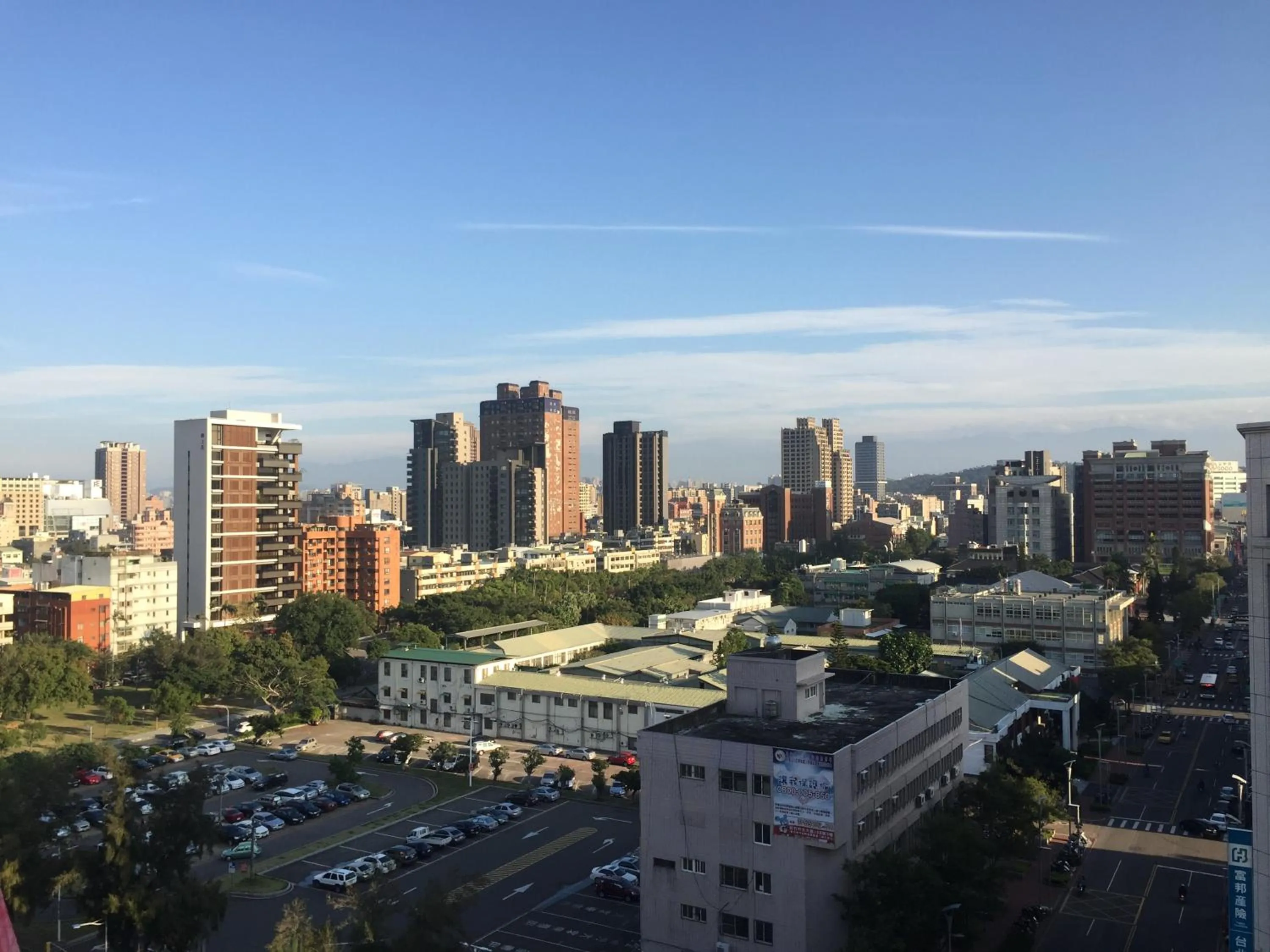 Property building in Berkeley Business Hotel Zhongzheng