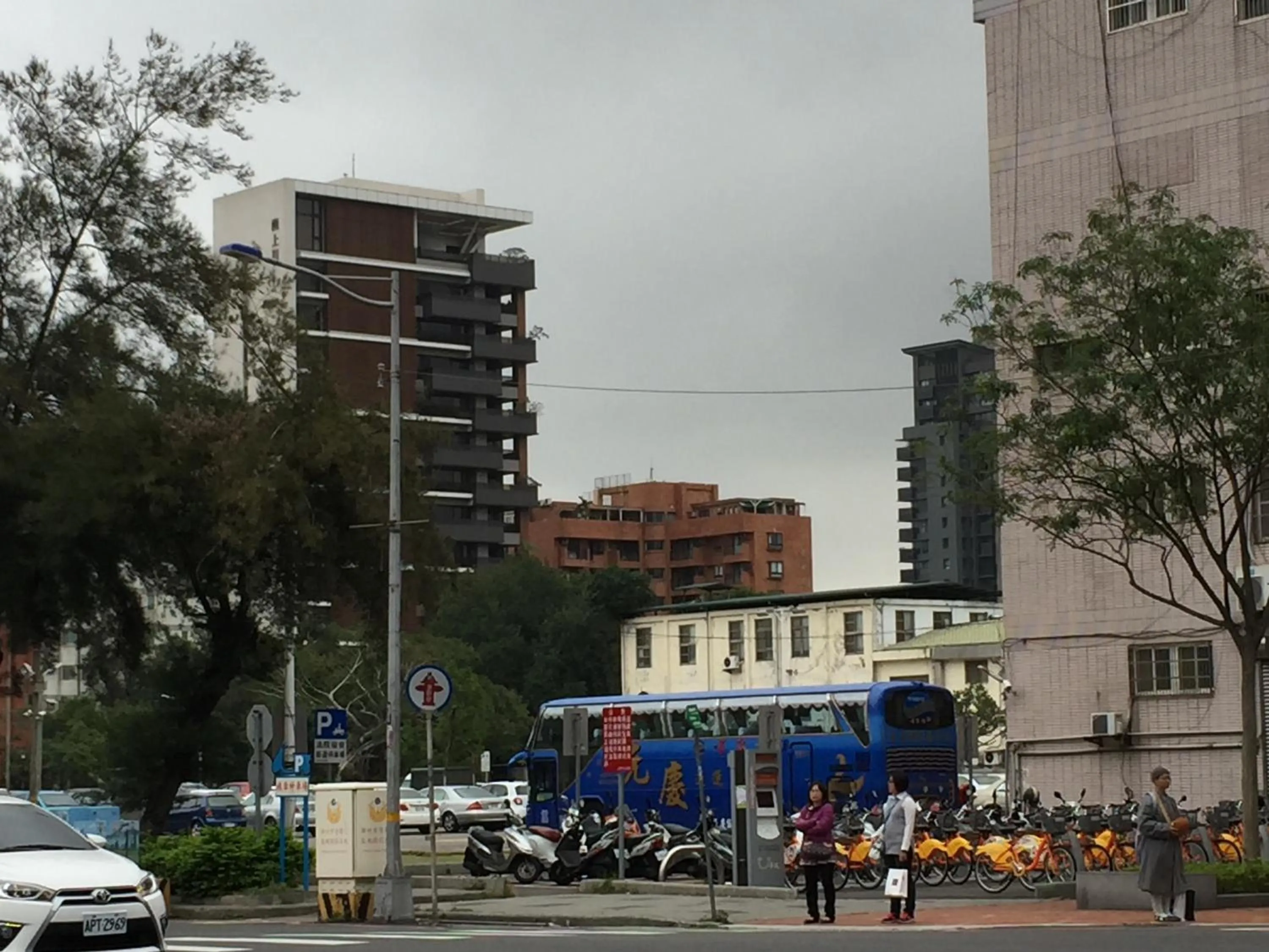 Off site in Berkeley Business Hotel Zhongzheng