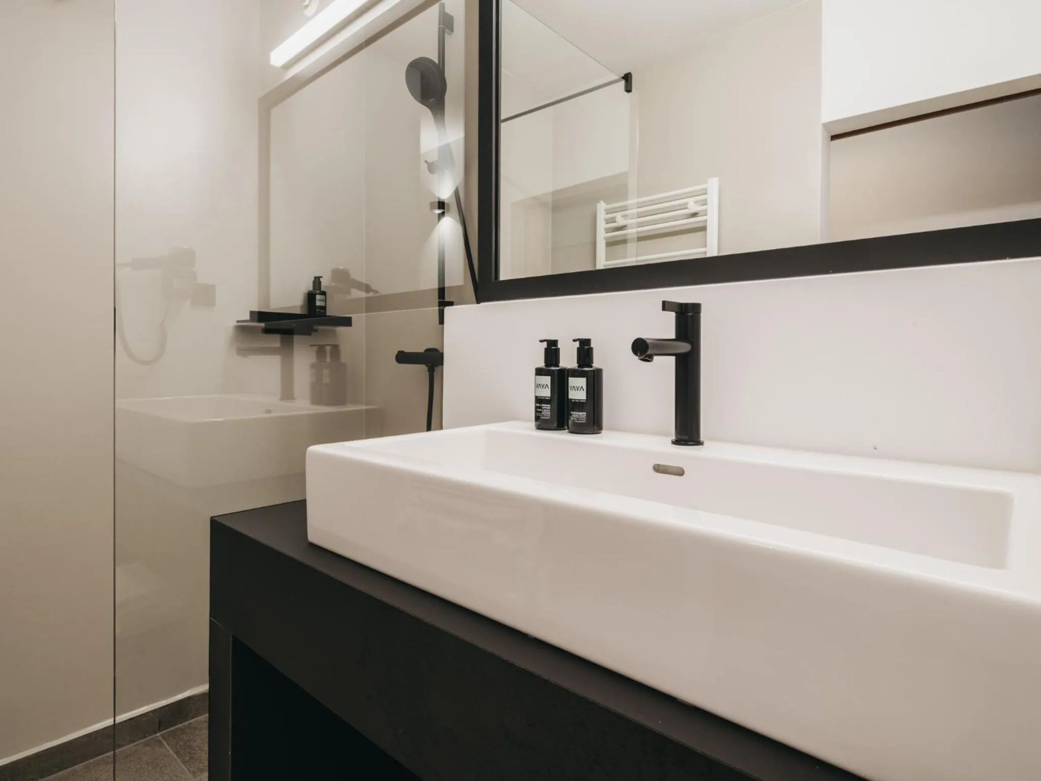 Bath in VAYA Zell am See