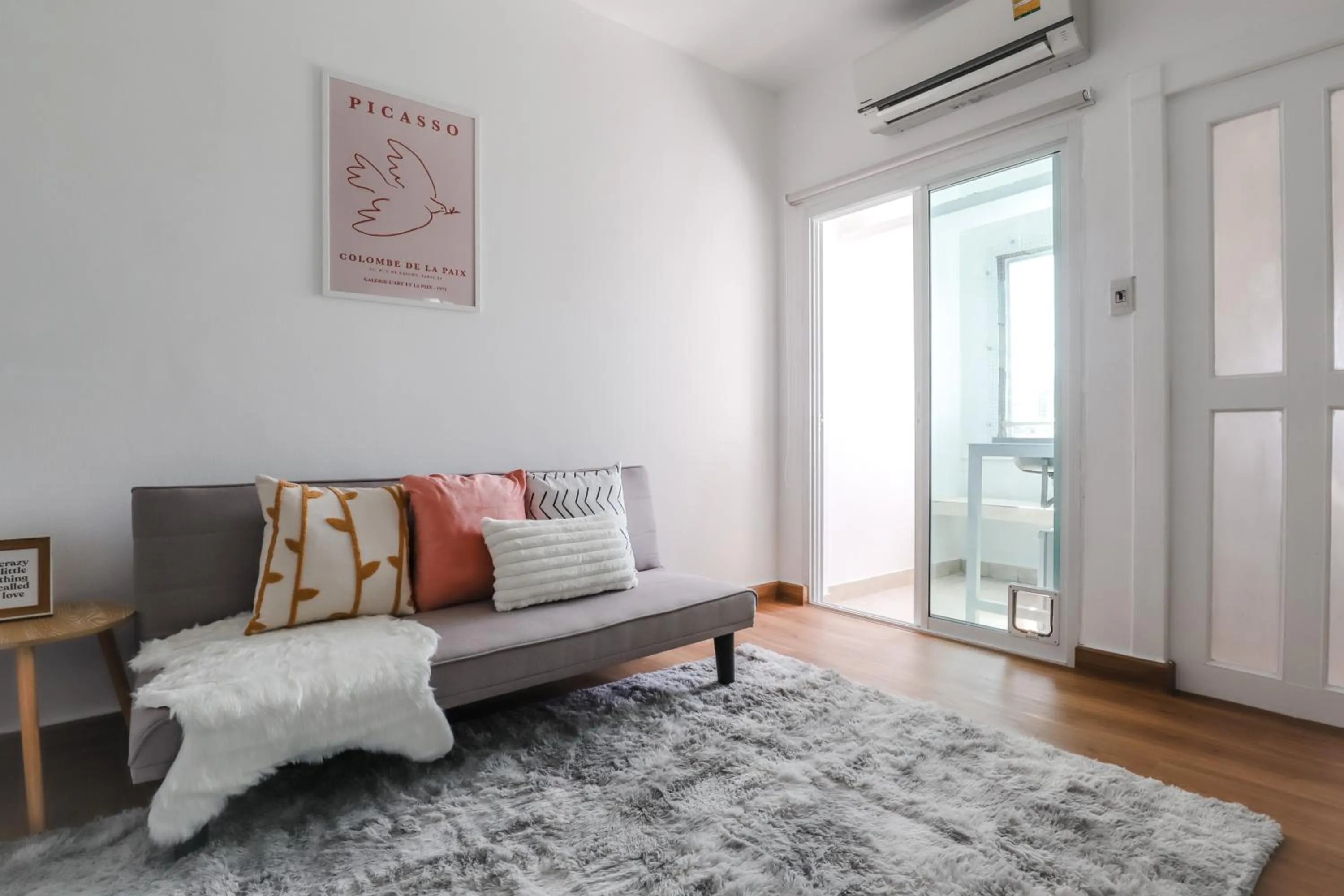 Living room in Link Mansion