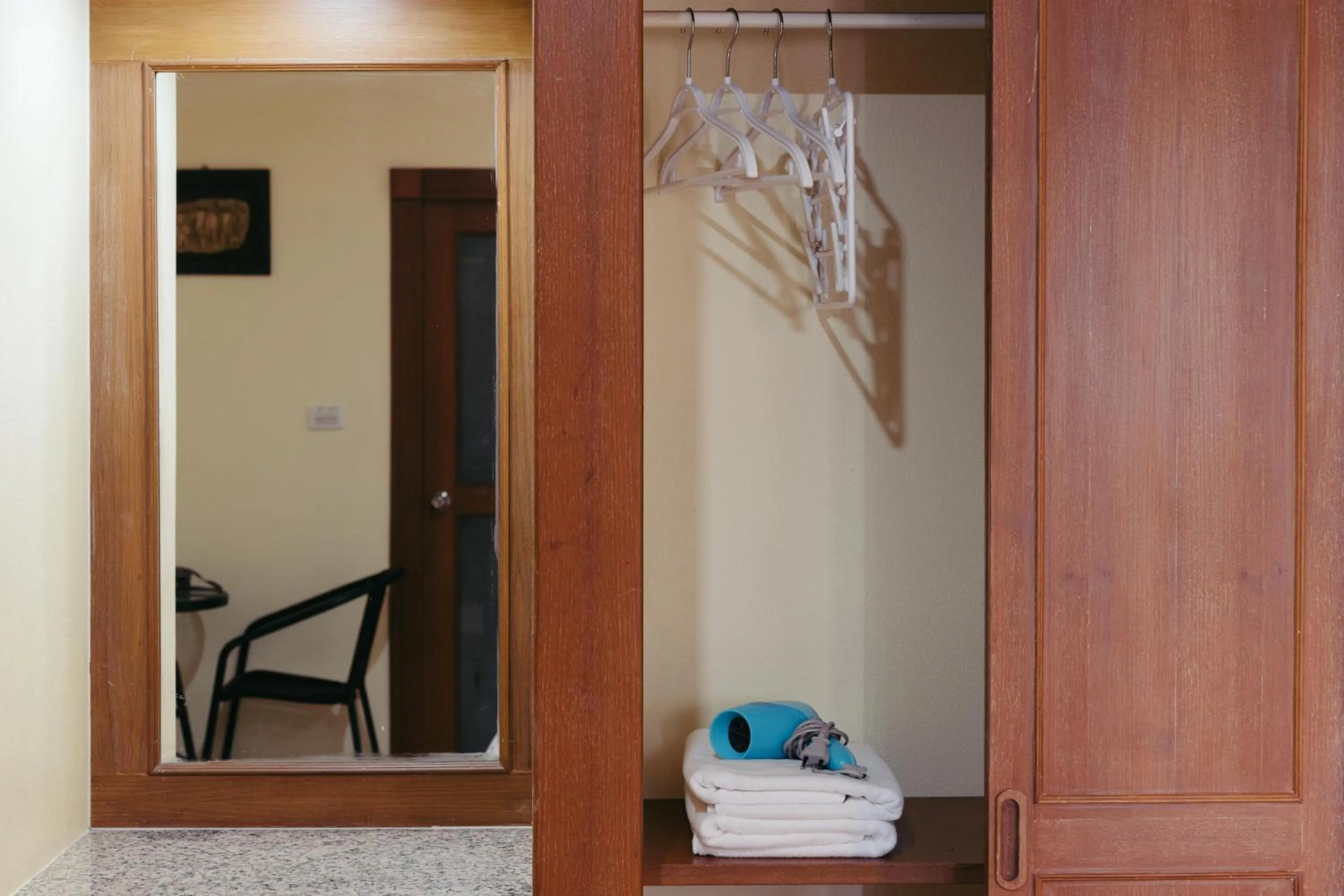 Area and facilities in Link Mansion