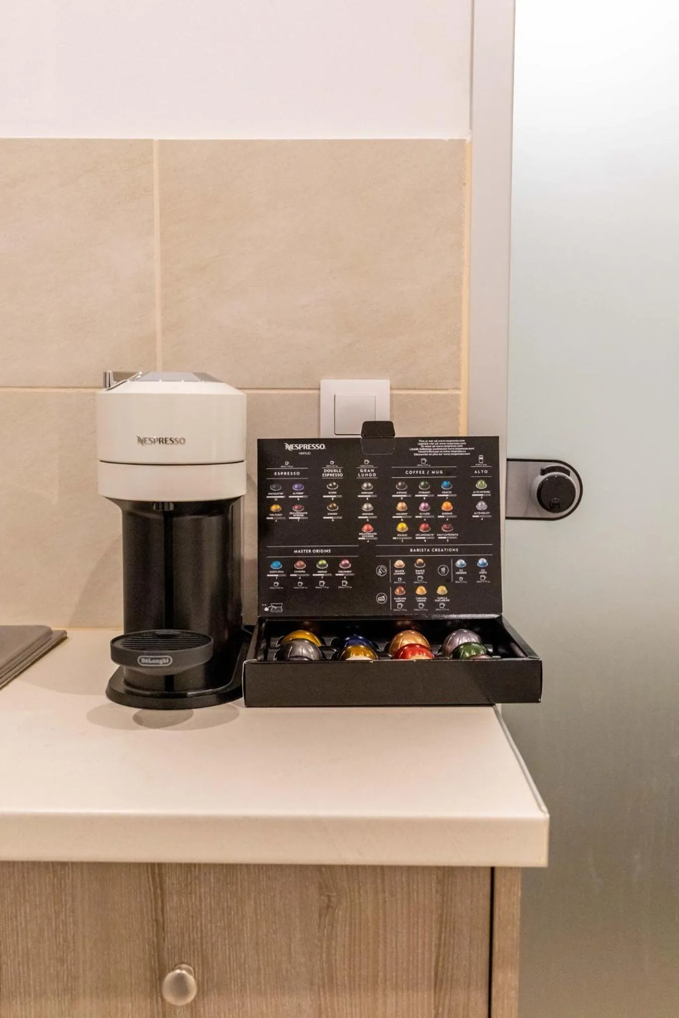 Coffee/tea facilities in Stay Helios