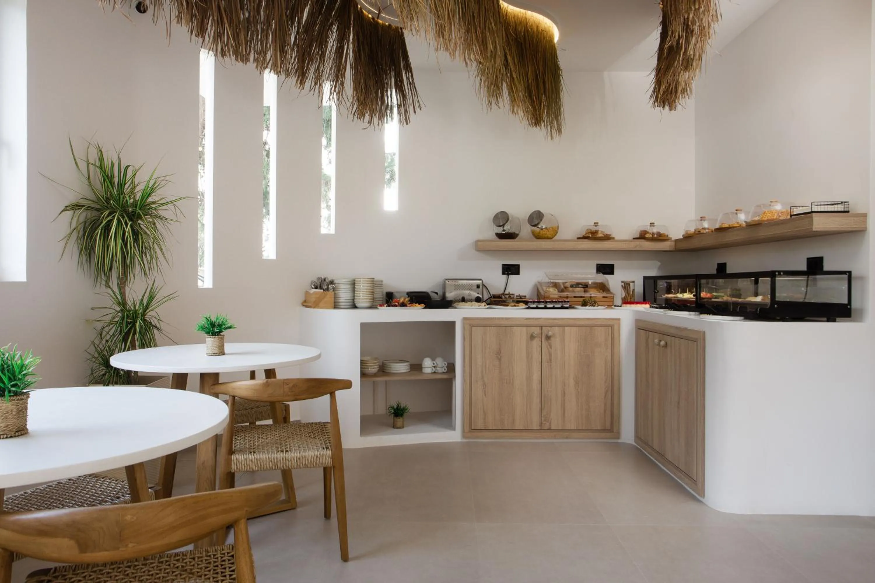 Breakfast in Stay Helios