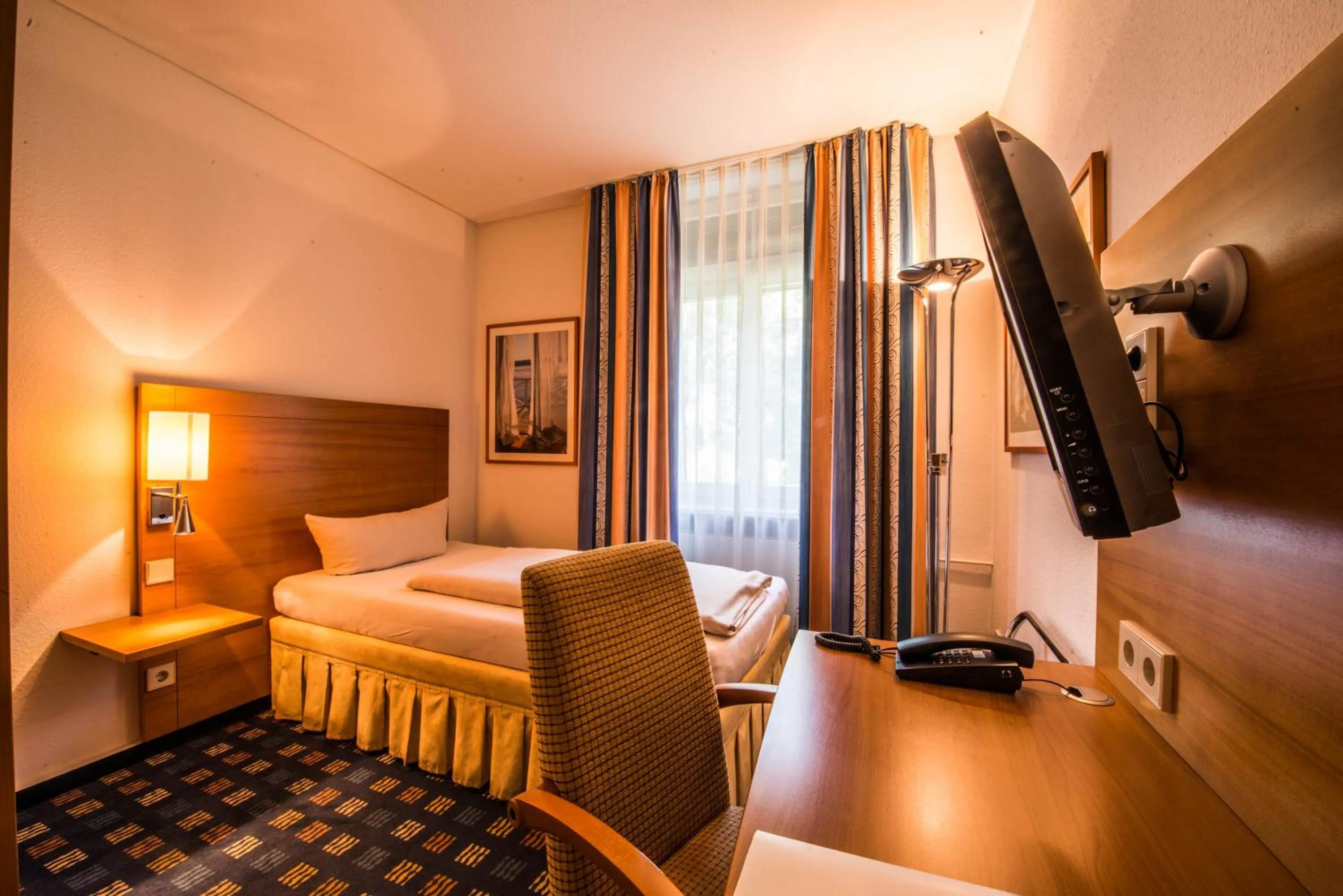 Photo of the whole room, Bed in Waldhaus Jakob