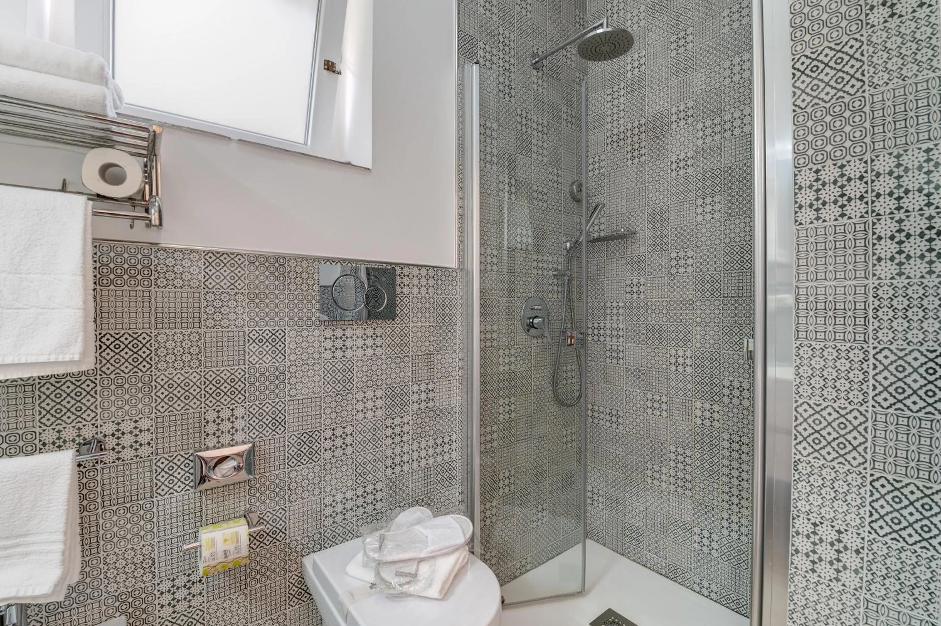 Shower in La Terrazza Sulla Rupe Relais