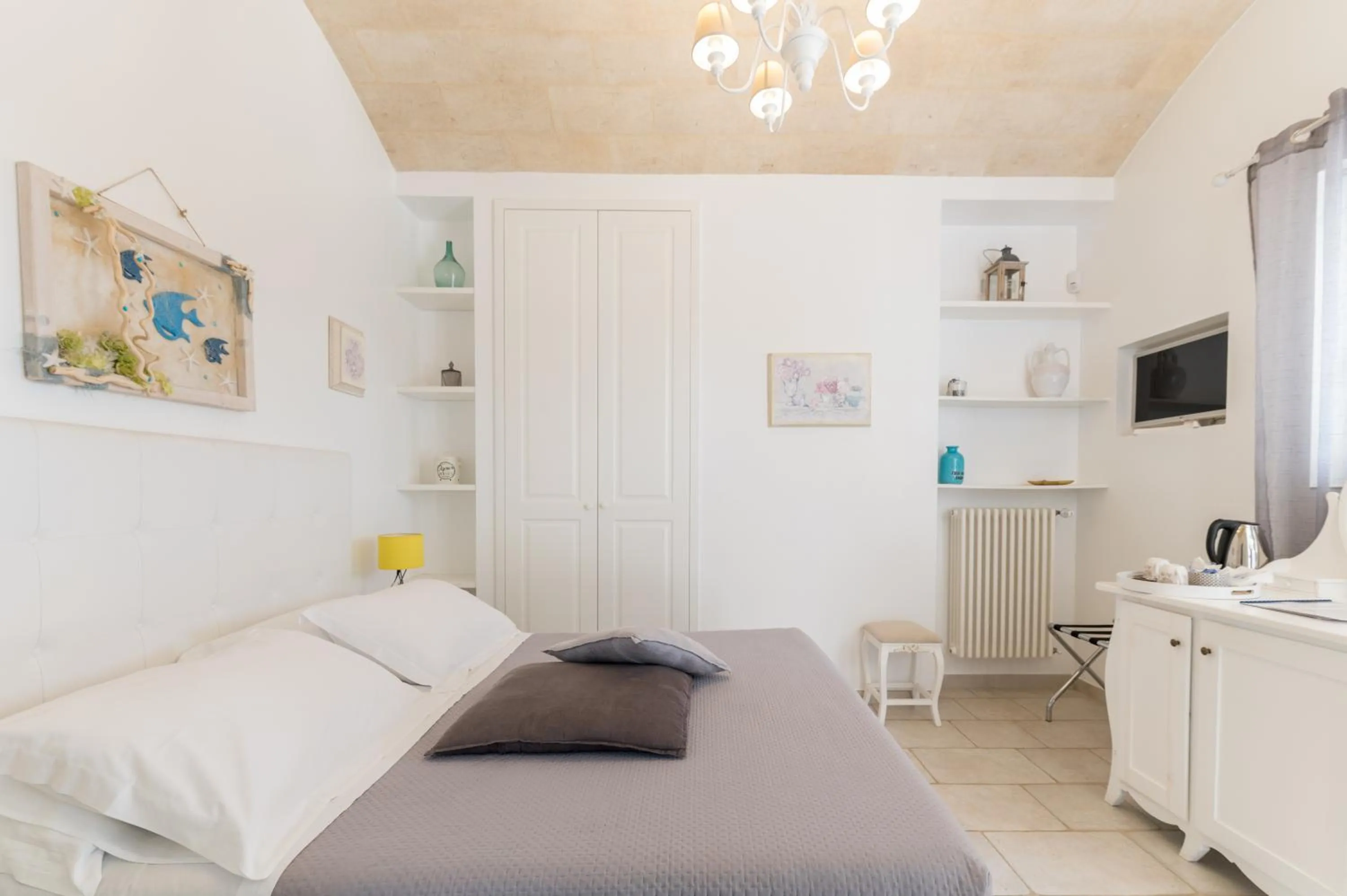 Photo of the whole room, Bed in La Terrazza Sulla Rupe Relais