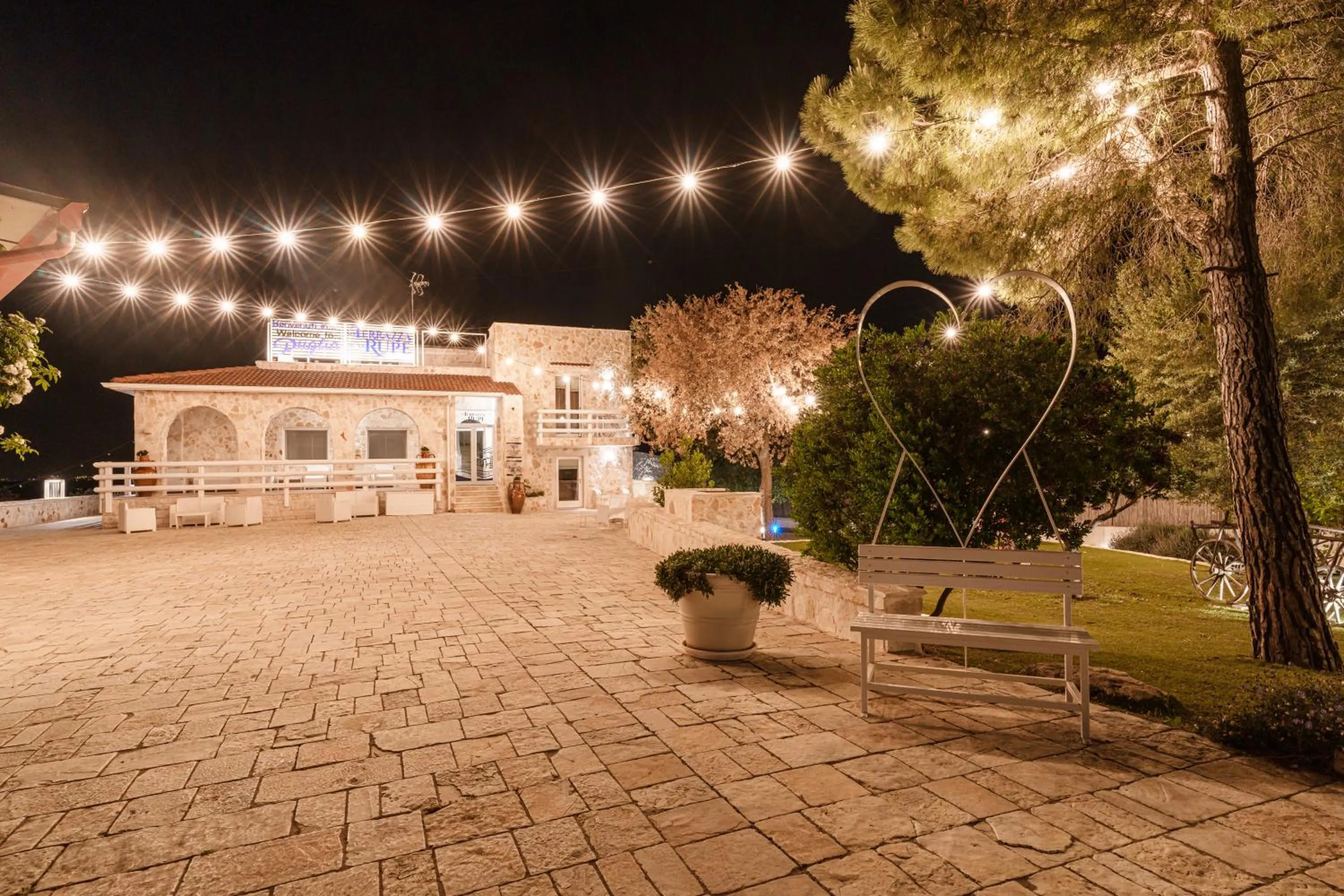 Property building in La Terrazza Sulla Rupe Relais