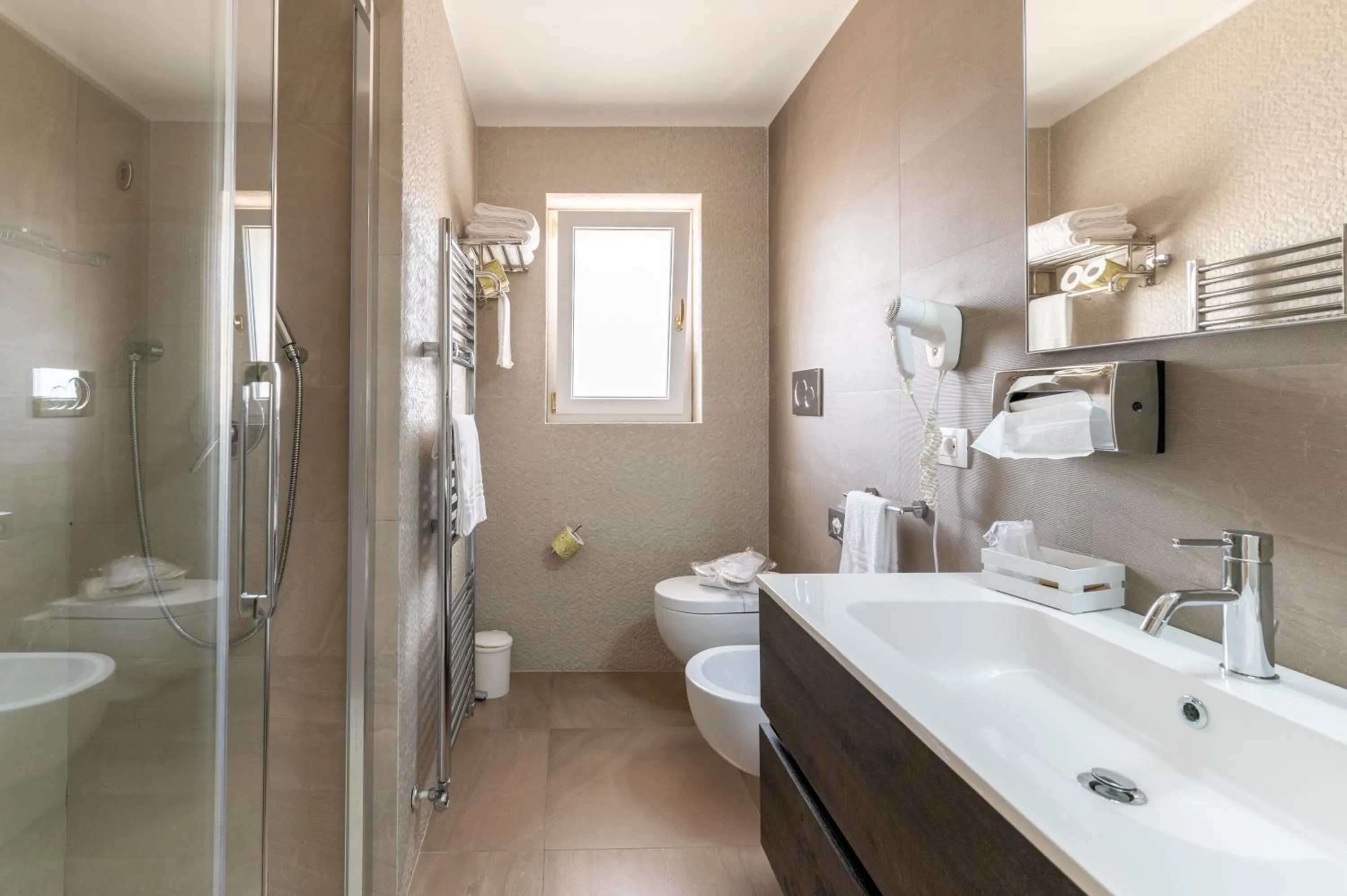 Shower in La Terrazza Sulla Rupe Relais