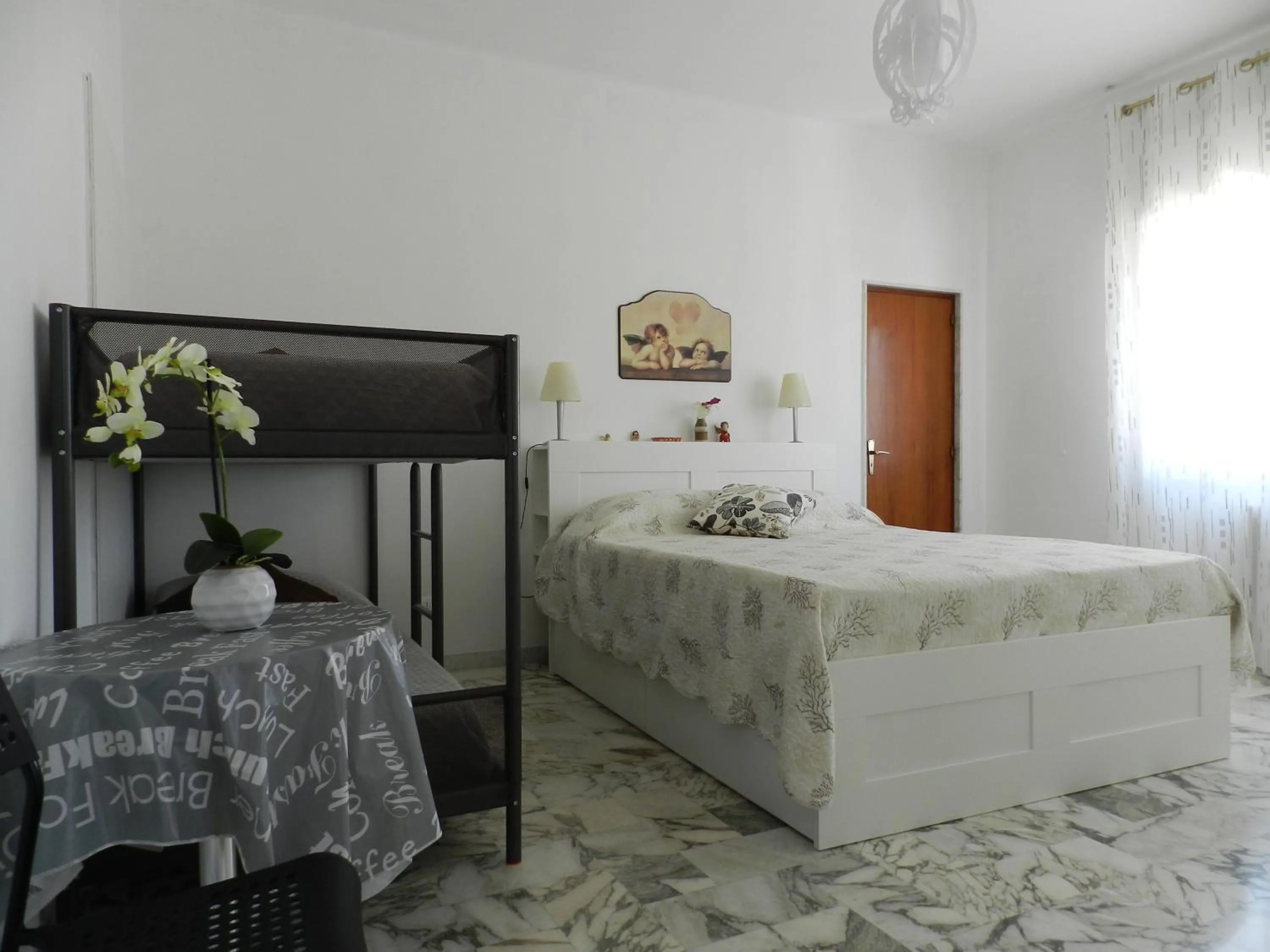 Photo of the whole room in B&B Anter