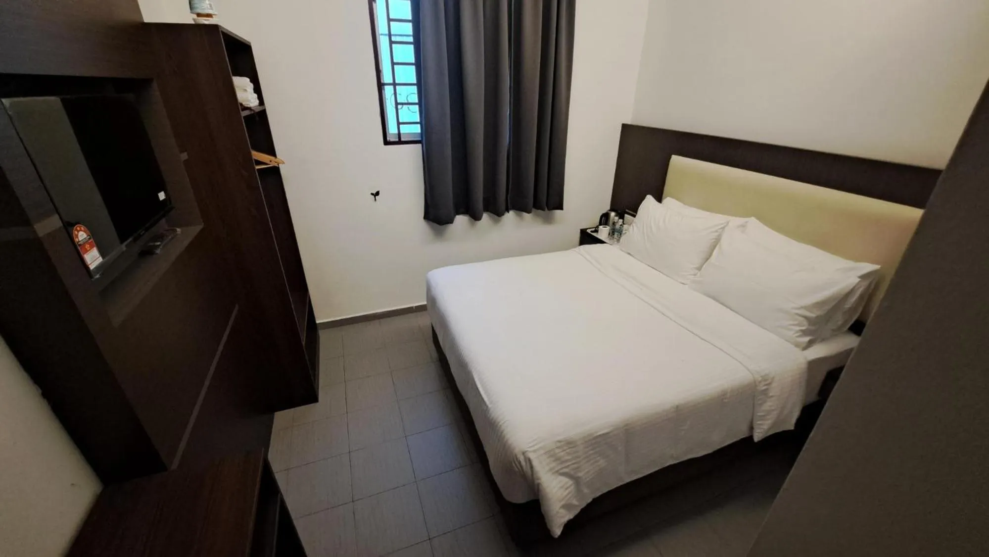 Bed in Hotel Al Abraar