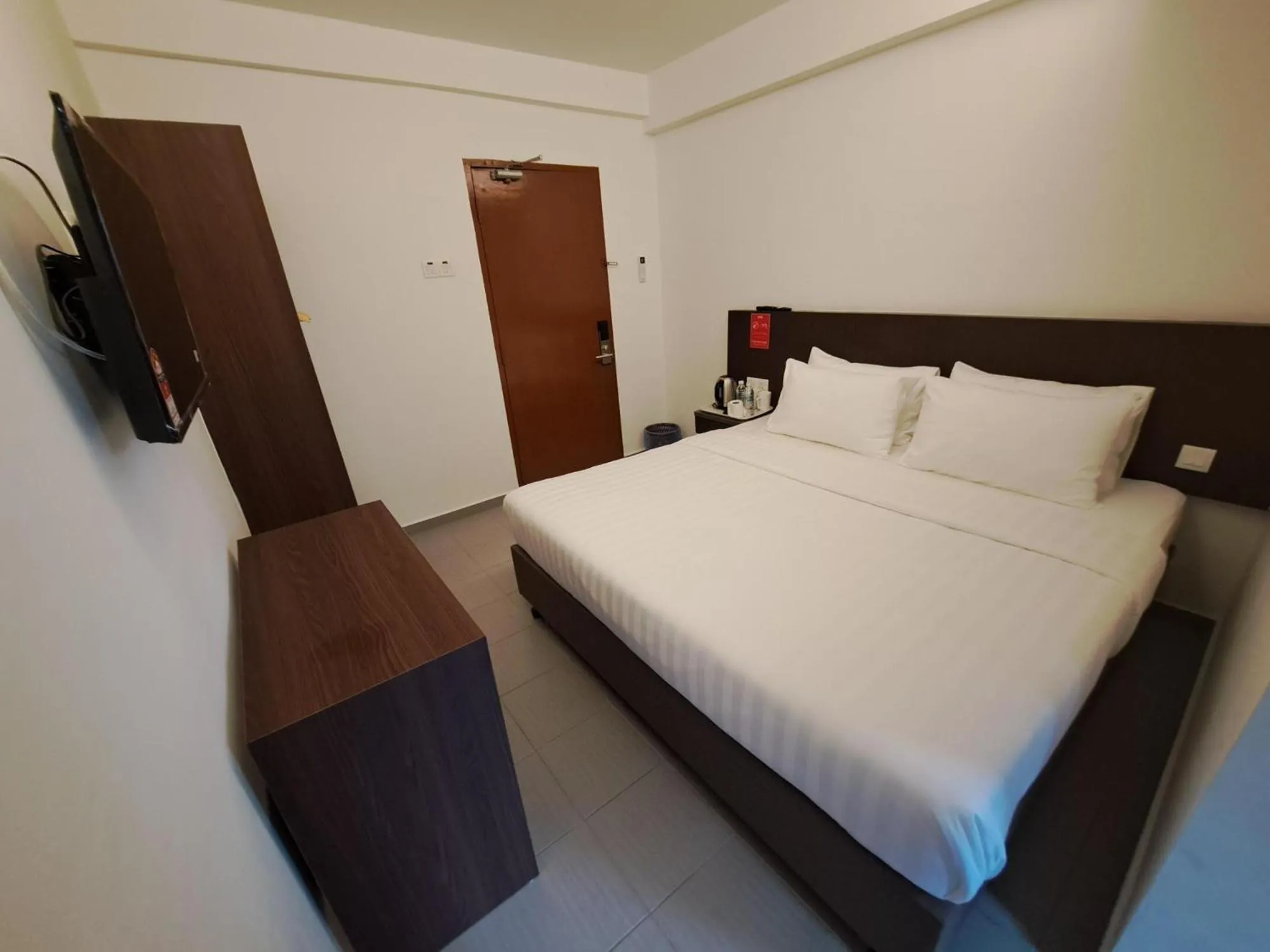 Bed in Hotel Al Abraar