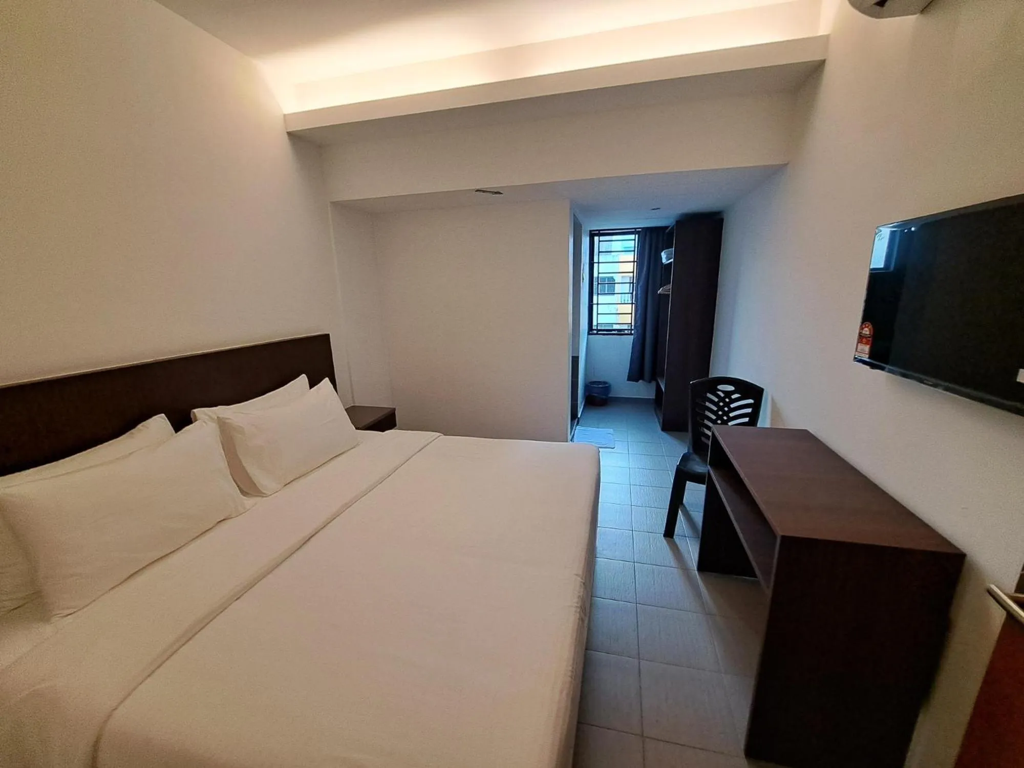 Bed in Hotel Al Abraar