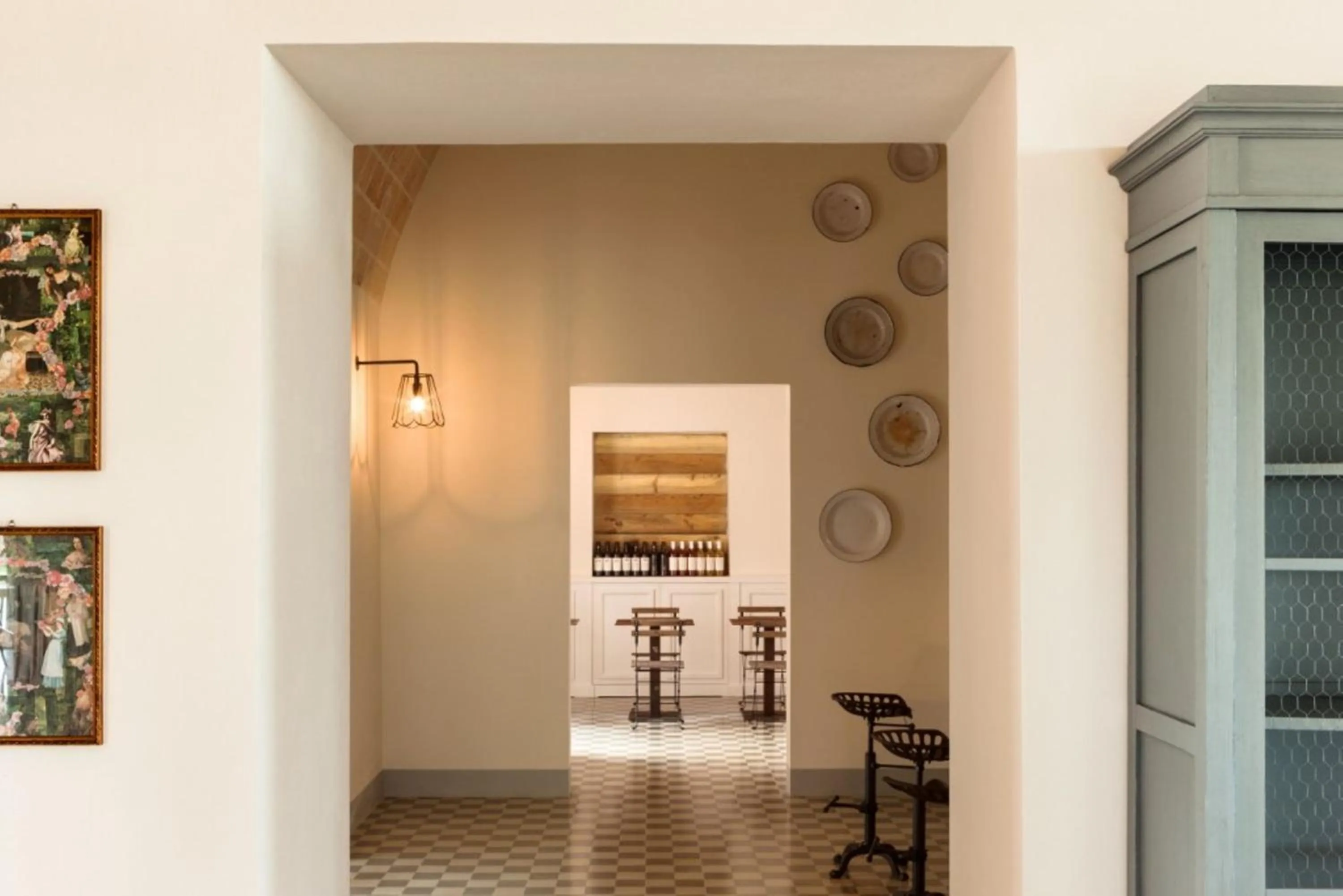 Restaurant/places to eat in Vinilia Wine Resort