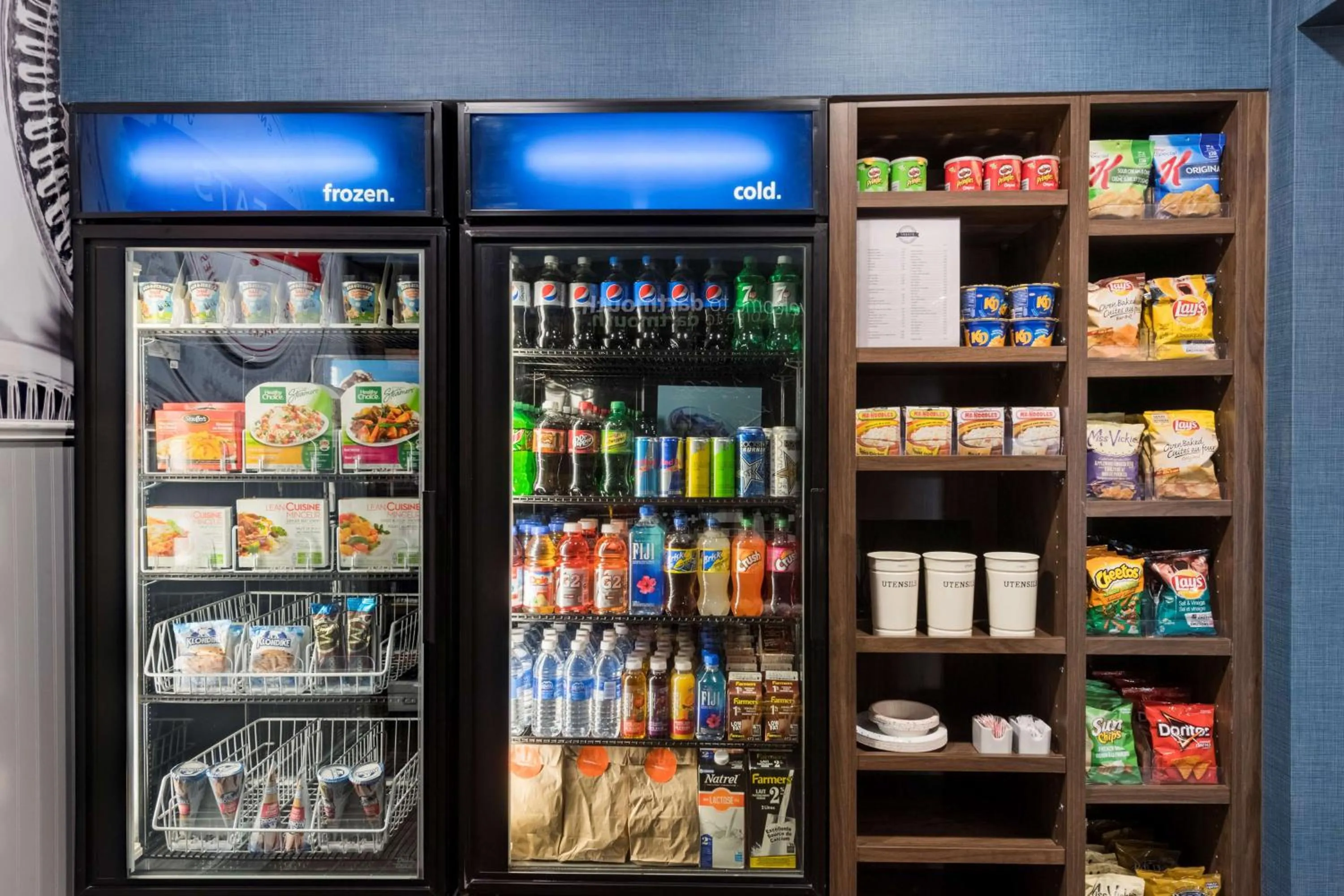 Restaurant/places to eat in Hampton Inn & Suites by Hilton Dartmouth - Halifax