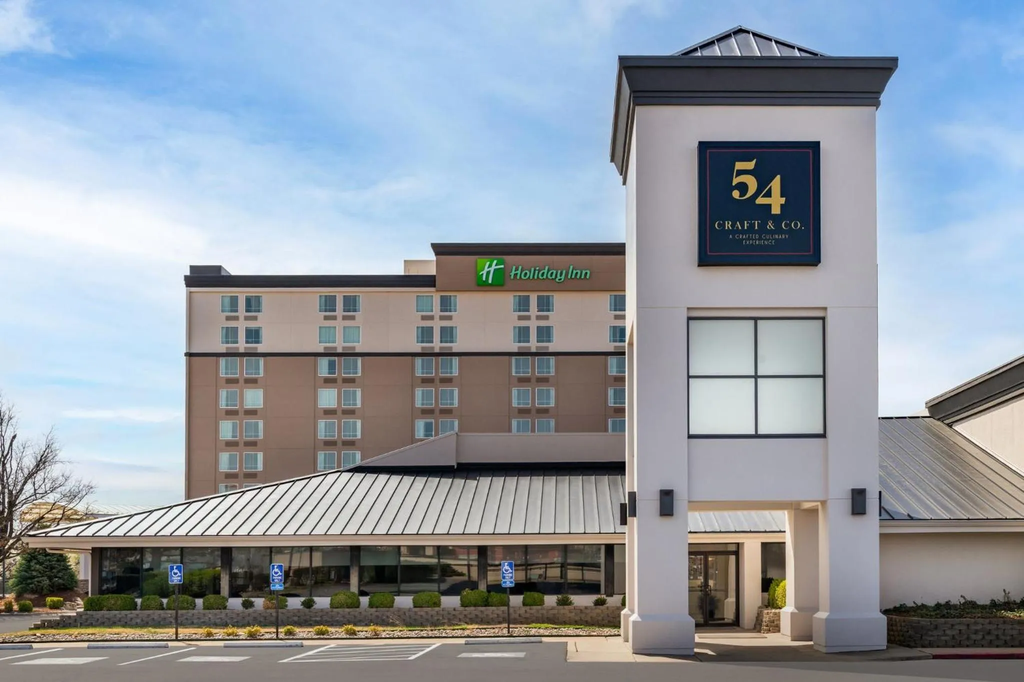 Restaurant/places to eat in Holiday Inn Wichita East I-35 by IHG
