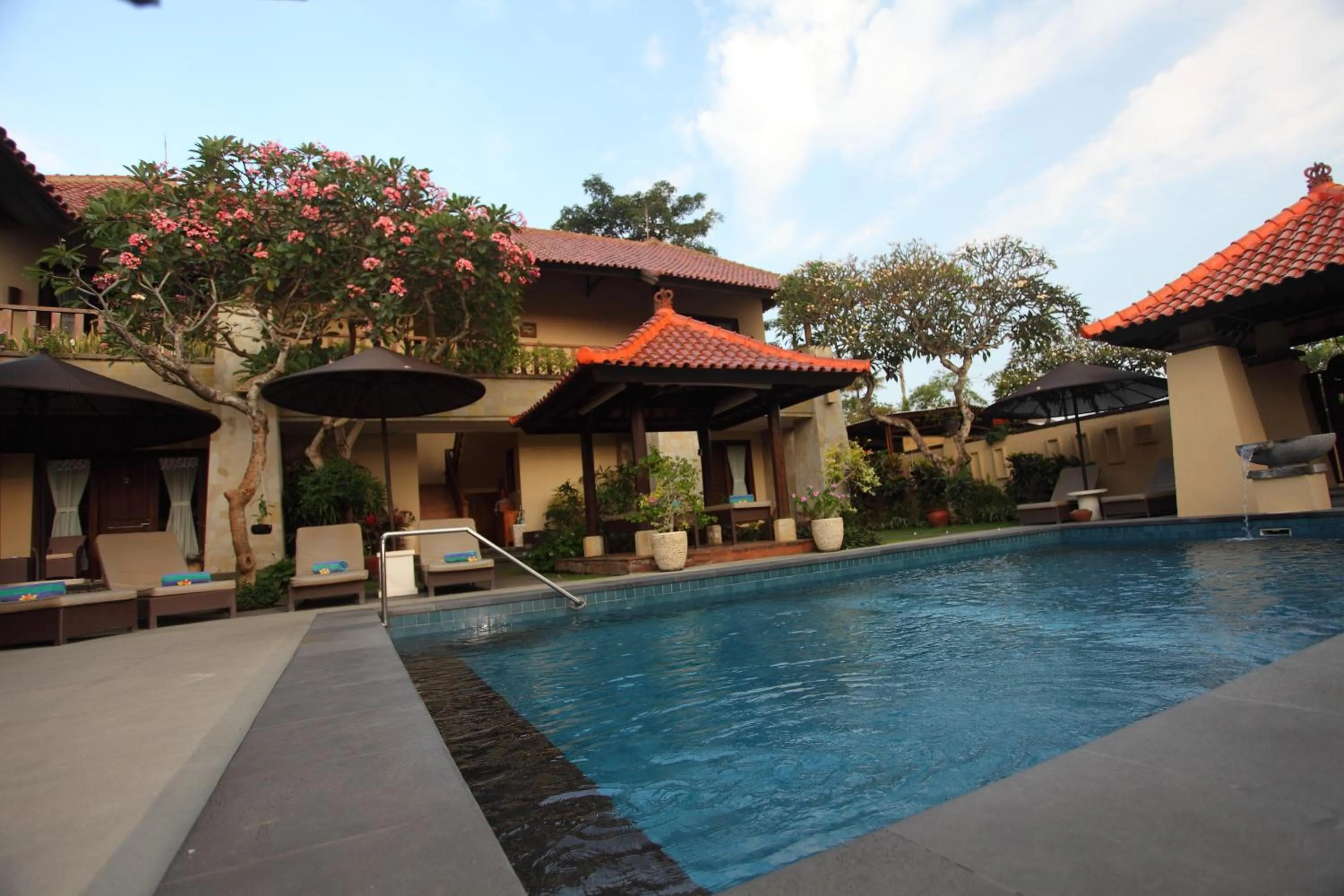 Swimming pool in Pondok Ayu