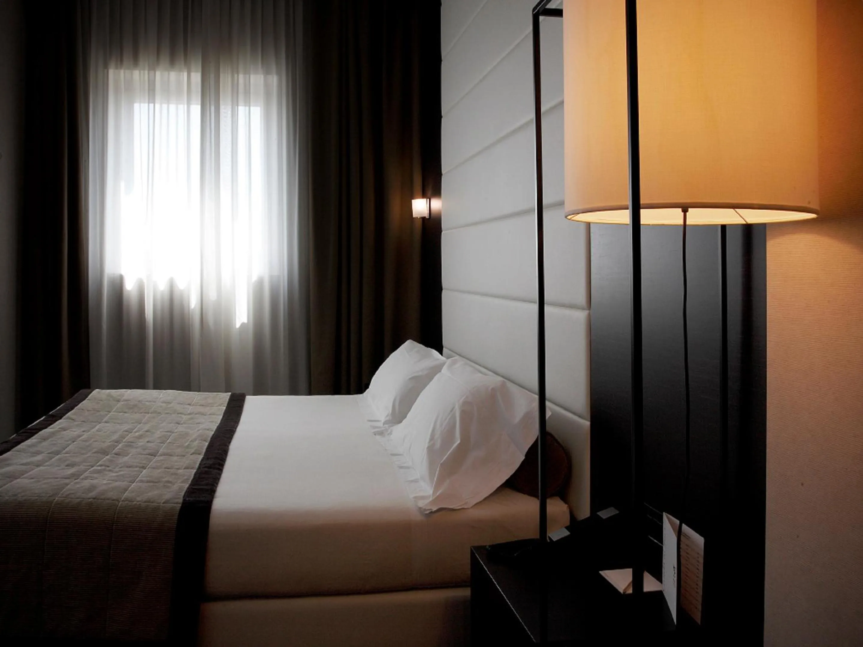 Bed in H2C Hotel Milanofiori