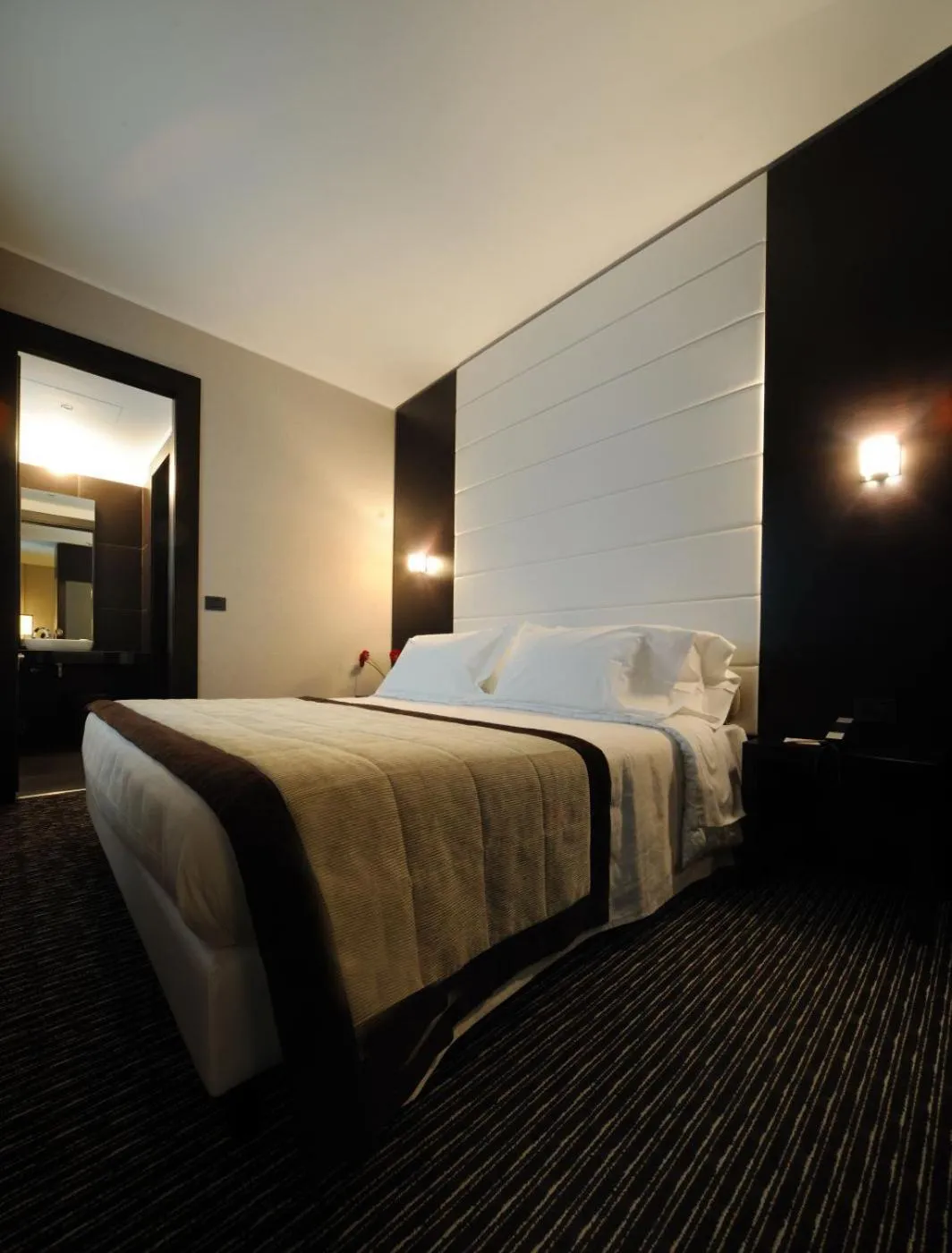 Double or Twin Room - single occupancy in H2C Hotel Milanofiori